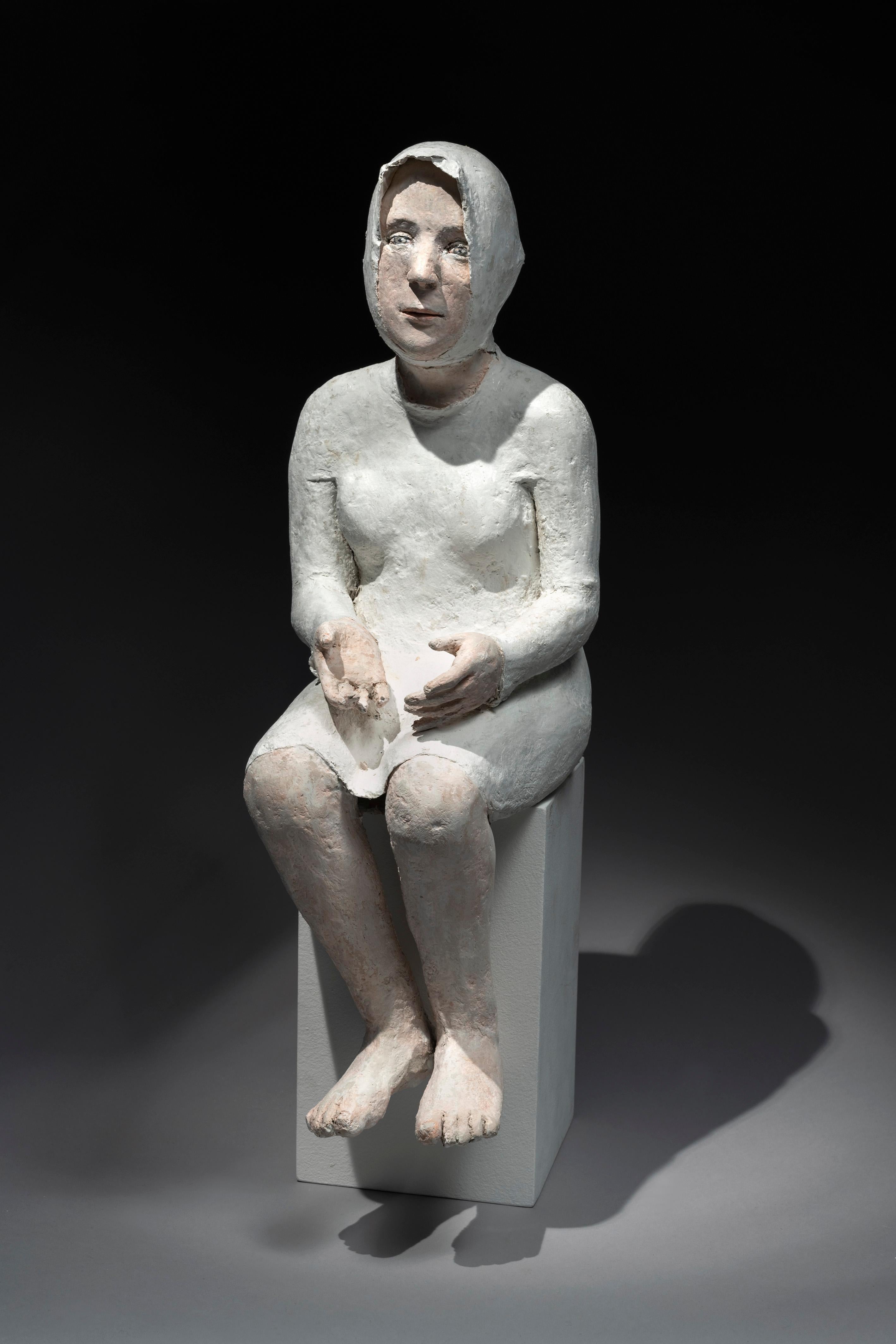 Marianna - Sculpture by Agnes Baillon