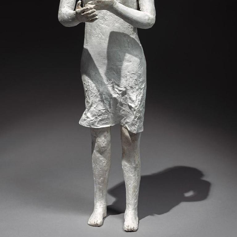 Chanteuse-Schmuckstücke (Schwarz), Figurative Sculpture, von Agnes Baillon
