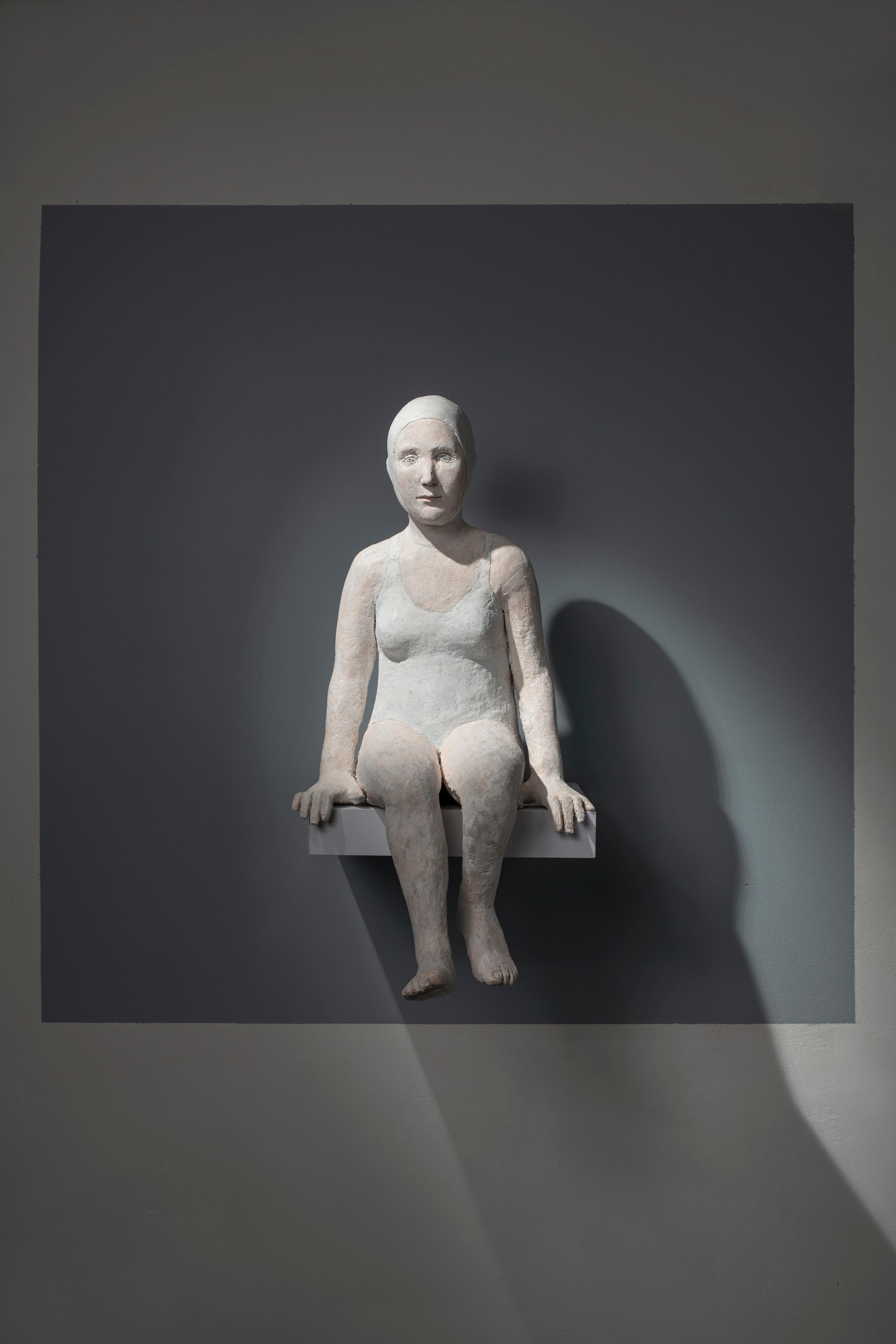 Figurative Sculpture Agnes Baillon - Figure féminine assise : «Ngeuse rflchie »