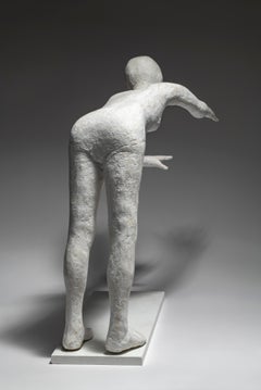 Standing female figure: 'Acrobate plongeuse'
