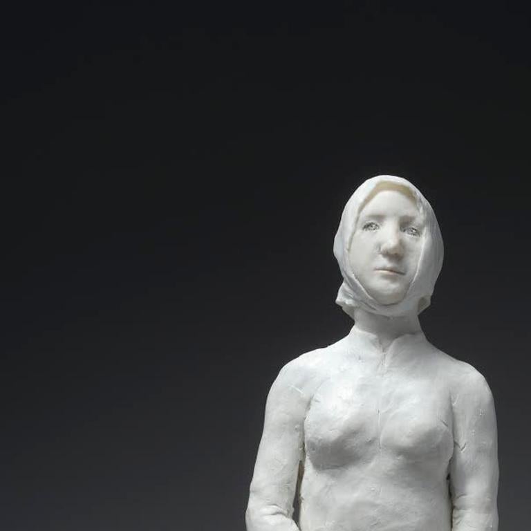 tinefarbenes Schilfrohr – Sculpture von Agnes Baillon