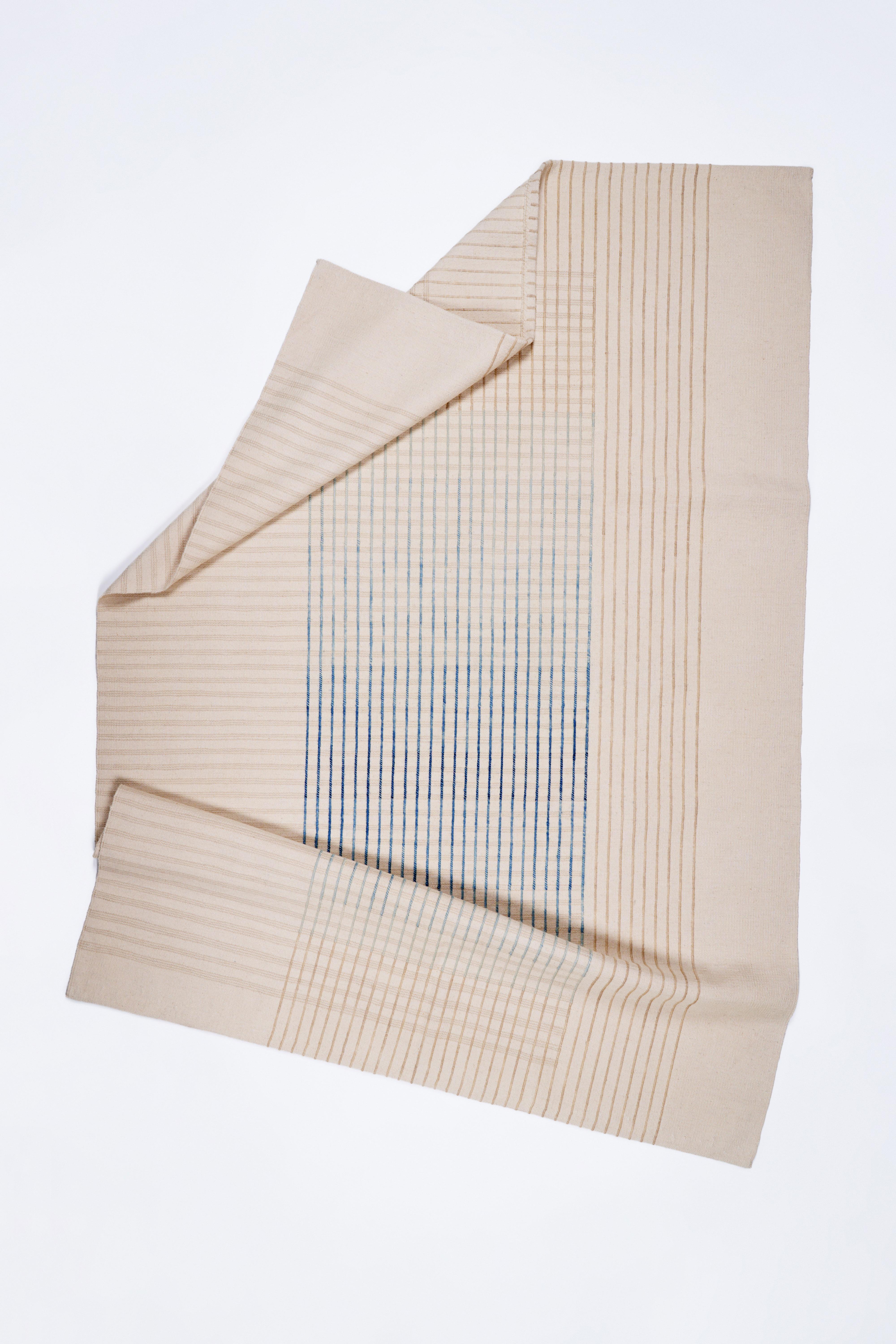 Wool Agnes Contemporary Area Rug Handwoven Ivory and Blue size Large in stock For Sale