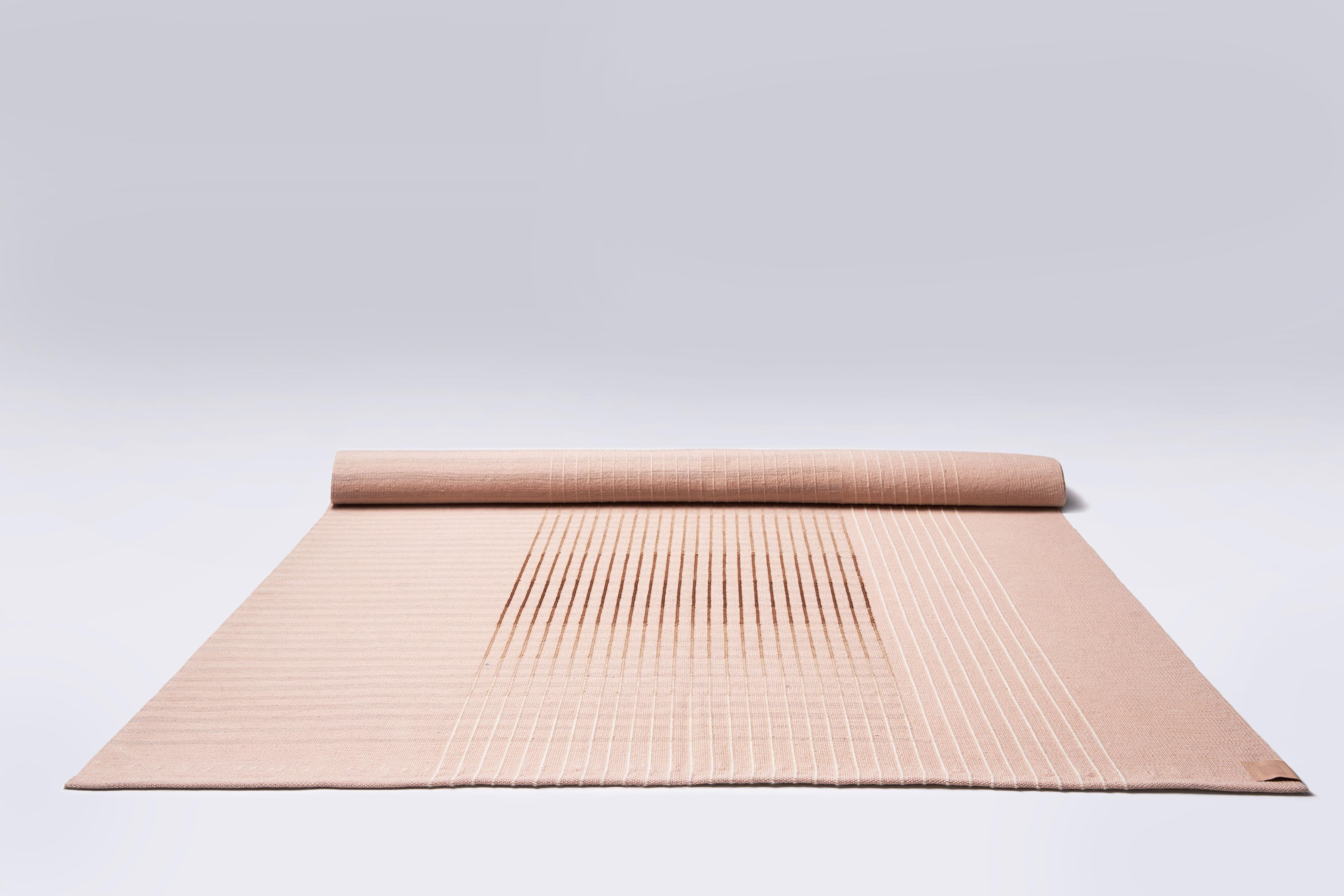 Agnes Contemporary Area Rug Handwoven Wool Kilim in Pink size Large in stock For Sale 1