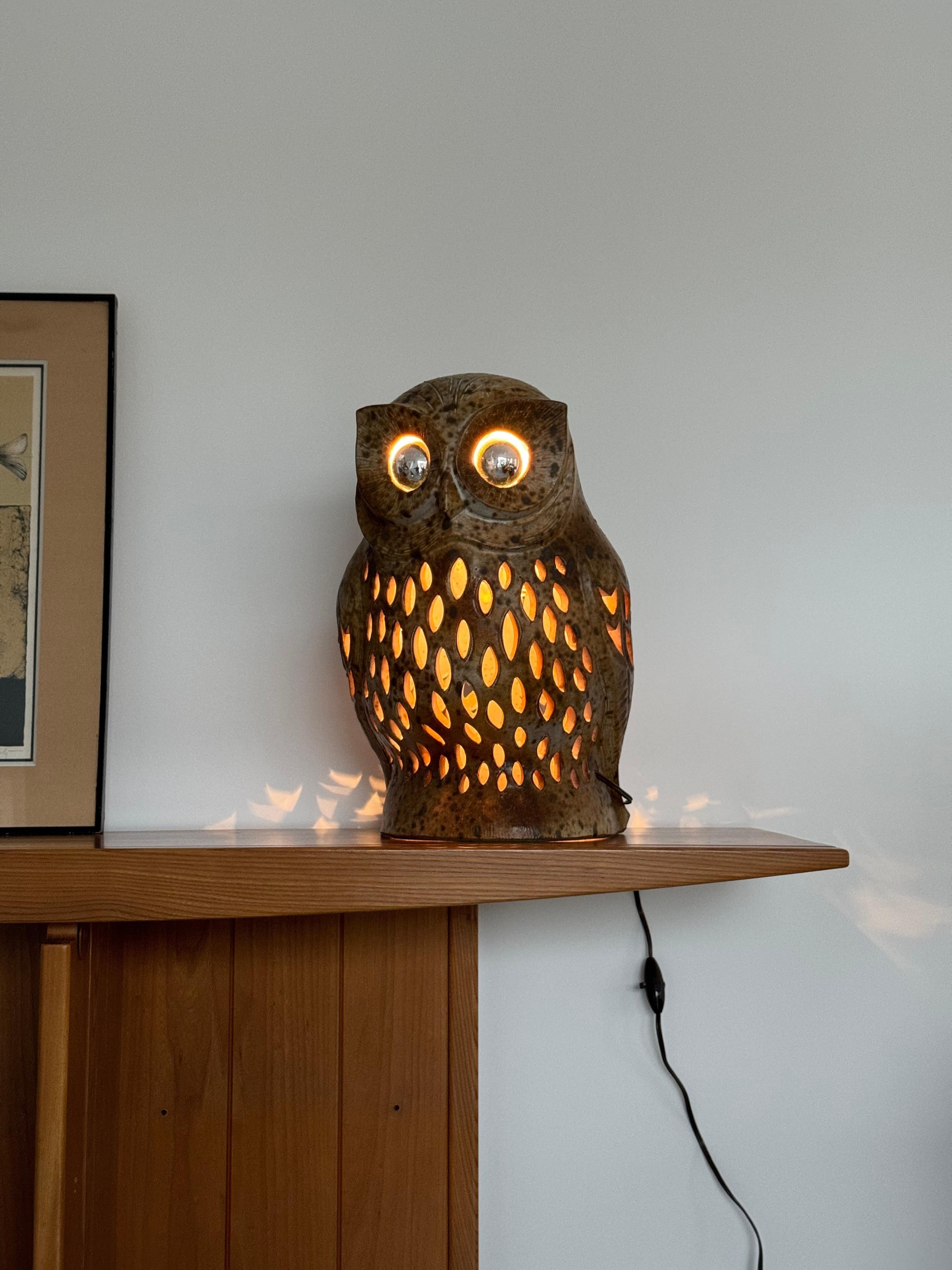 Agnès Escala, huge zoomorphic owl ceramic lamp, unique work, France 1970s For Sale 6