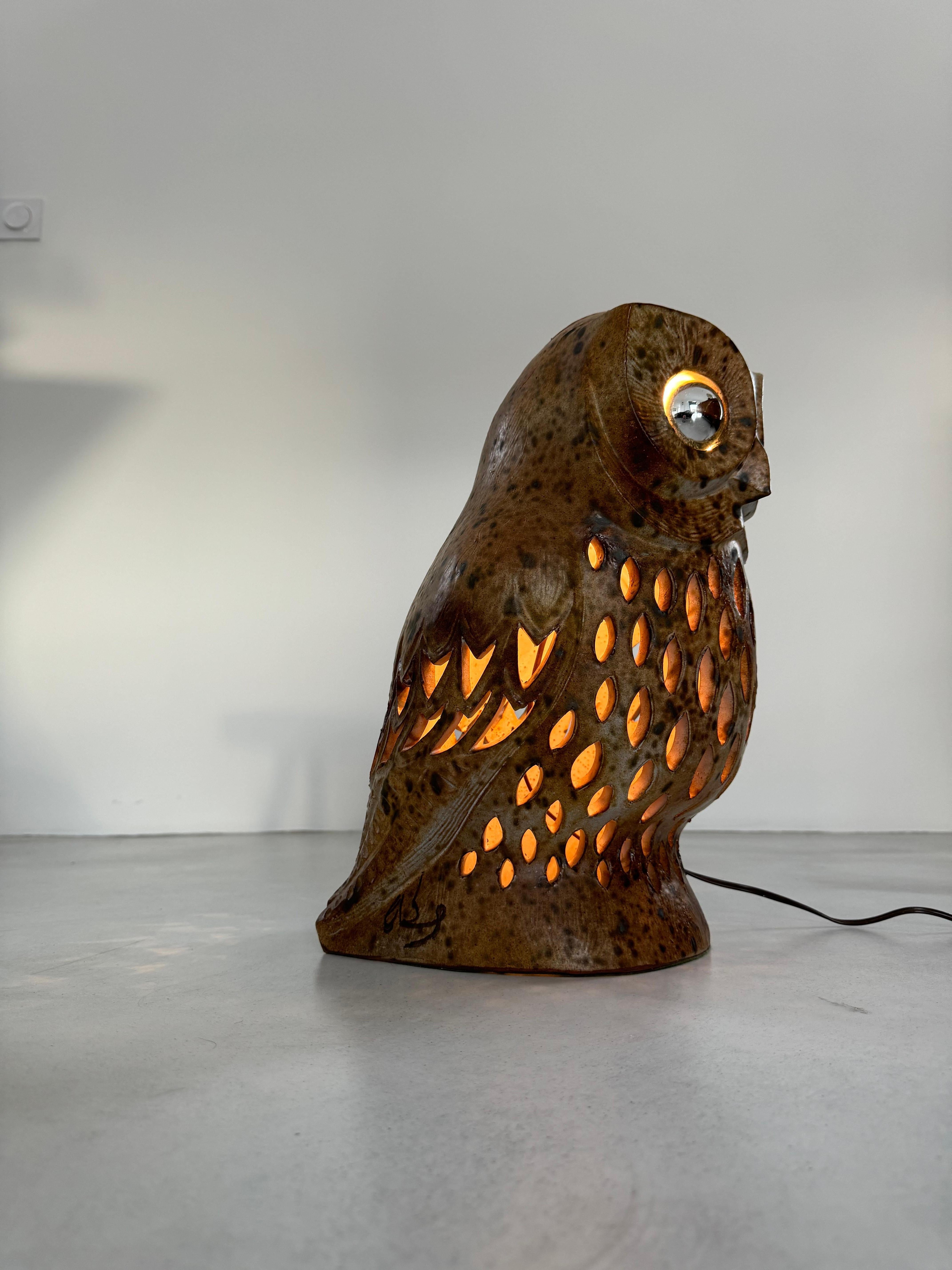 Enameled Agnès Escala, huge zoomorphic owl ceramic lamp, unique work, France 1970s For Sale
