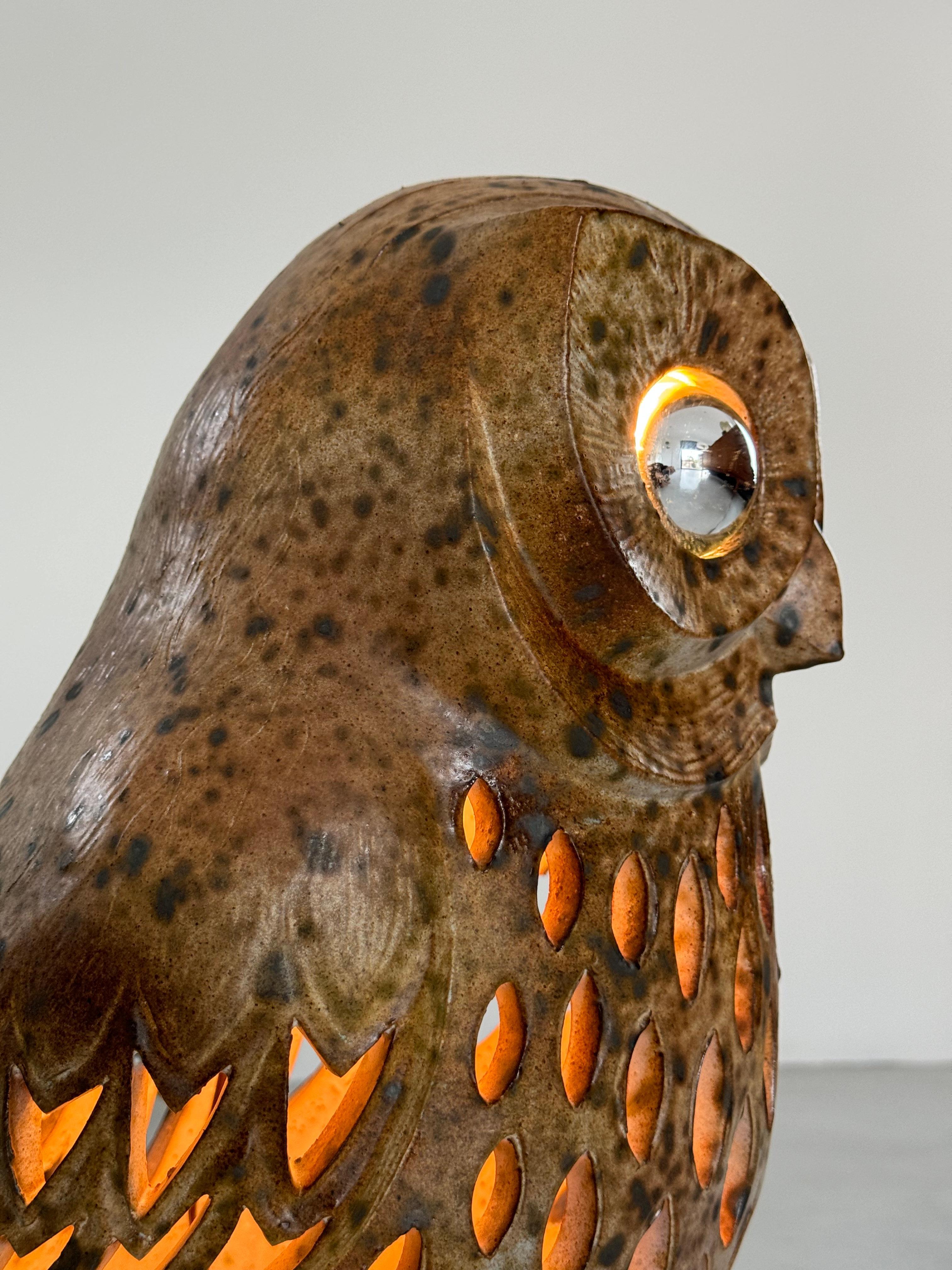 Late 20th Century Agnès Escala, huge zoomorphic owl ceramic lamp, unique work, France 1970s For Sale