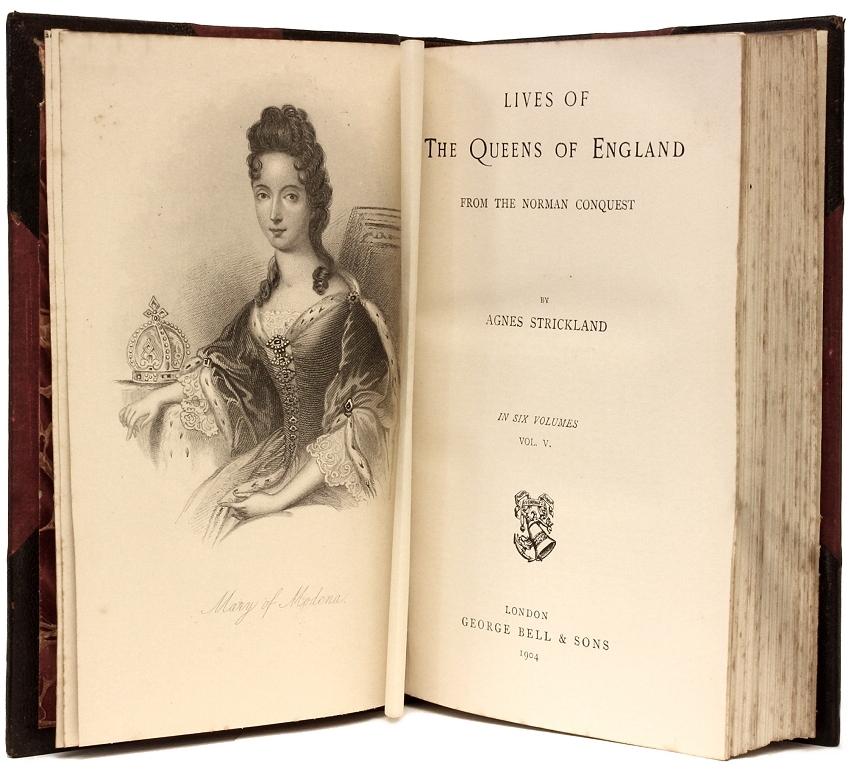 Agnes Strickland, Lives of the Queens of England, 6 Vols New Revised Edition In Good Condition For Sale In Hillsborough, NJ