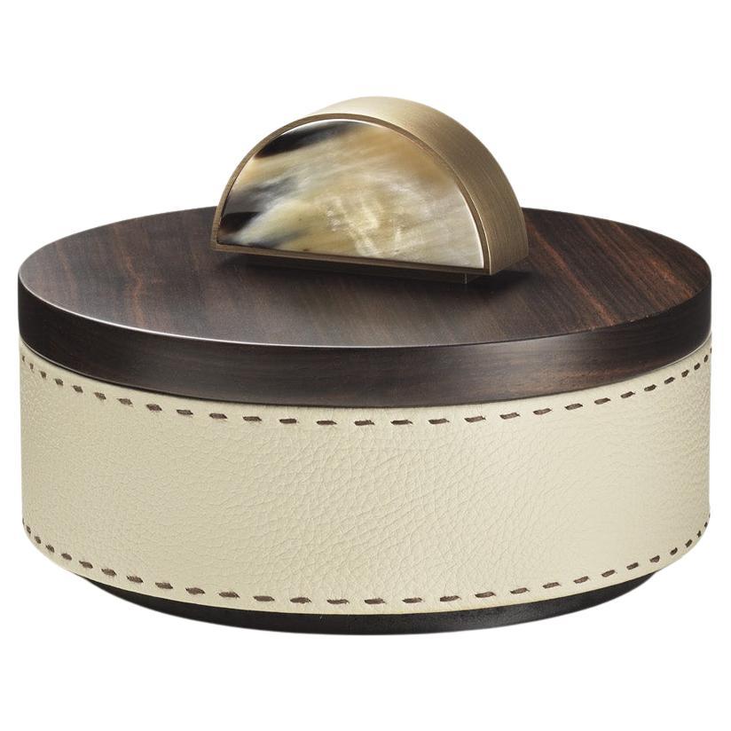 Agneta Round Box in Pebbled Leather with Handle in Corno Italiano, Mod. 4482 For Sale