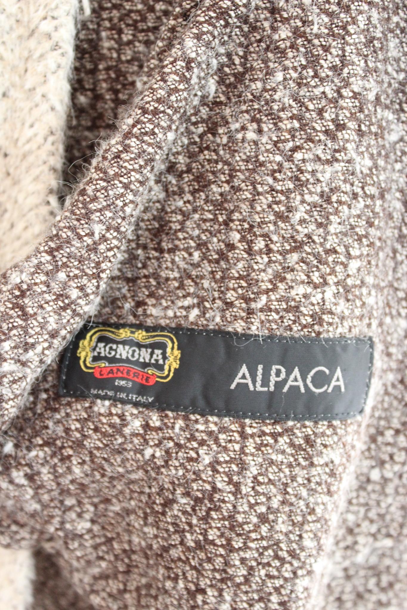 Agnona Beige Brown Alpaca Vintage Coat In Excellent Condition In Brindisi, Bt