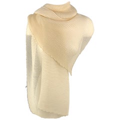 AGNONA Cream Cashmere / Silk Pleated Scarf