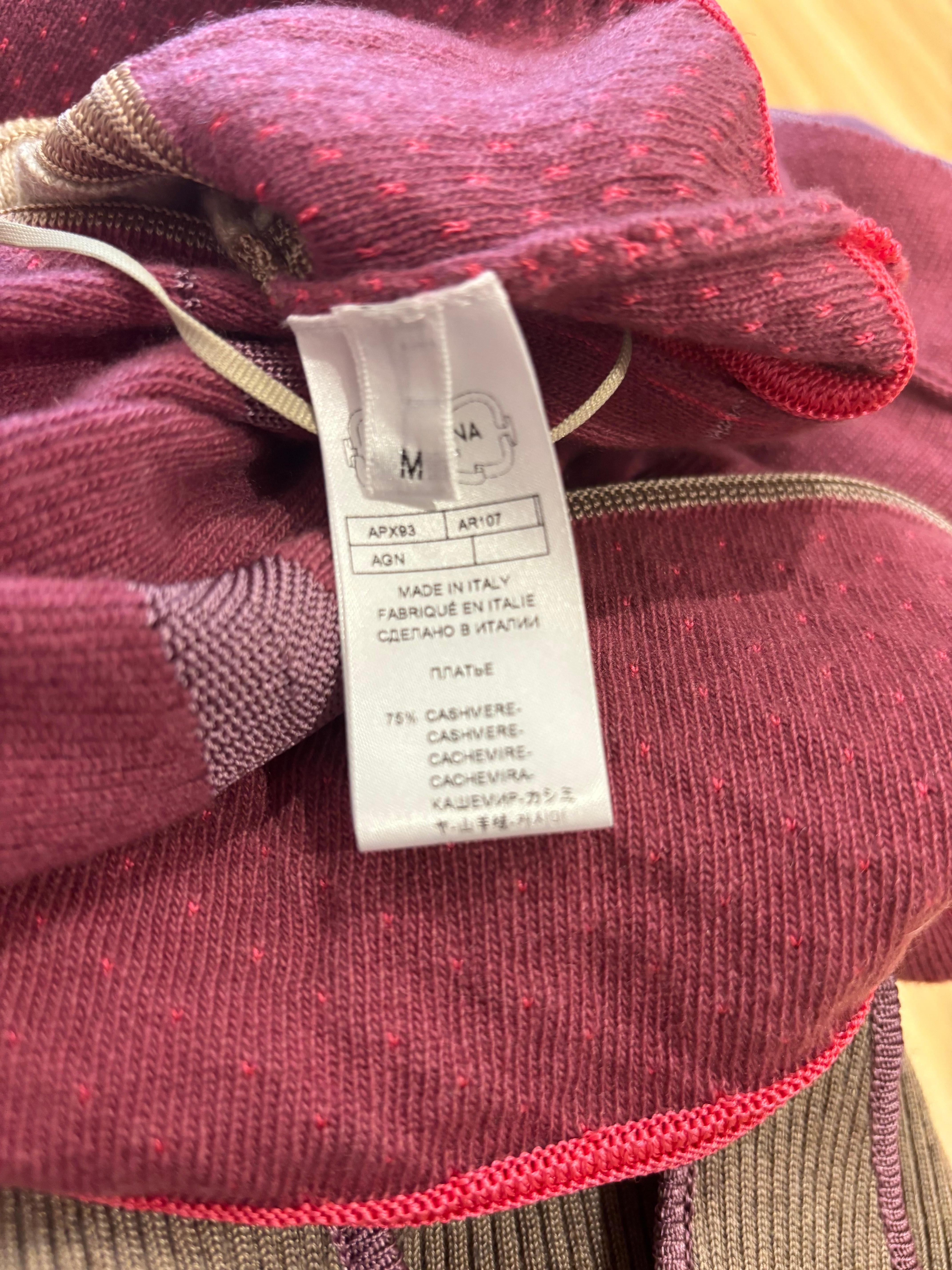 AGNONA Atemberaubendes NWT Langes Kleid aus Kaschmir. Markiert M, aber die Büste reicht von 33-38 im Angebot 4
