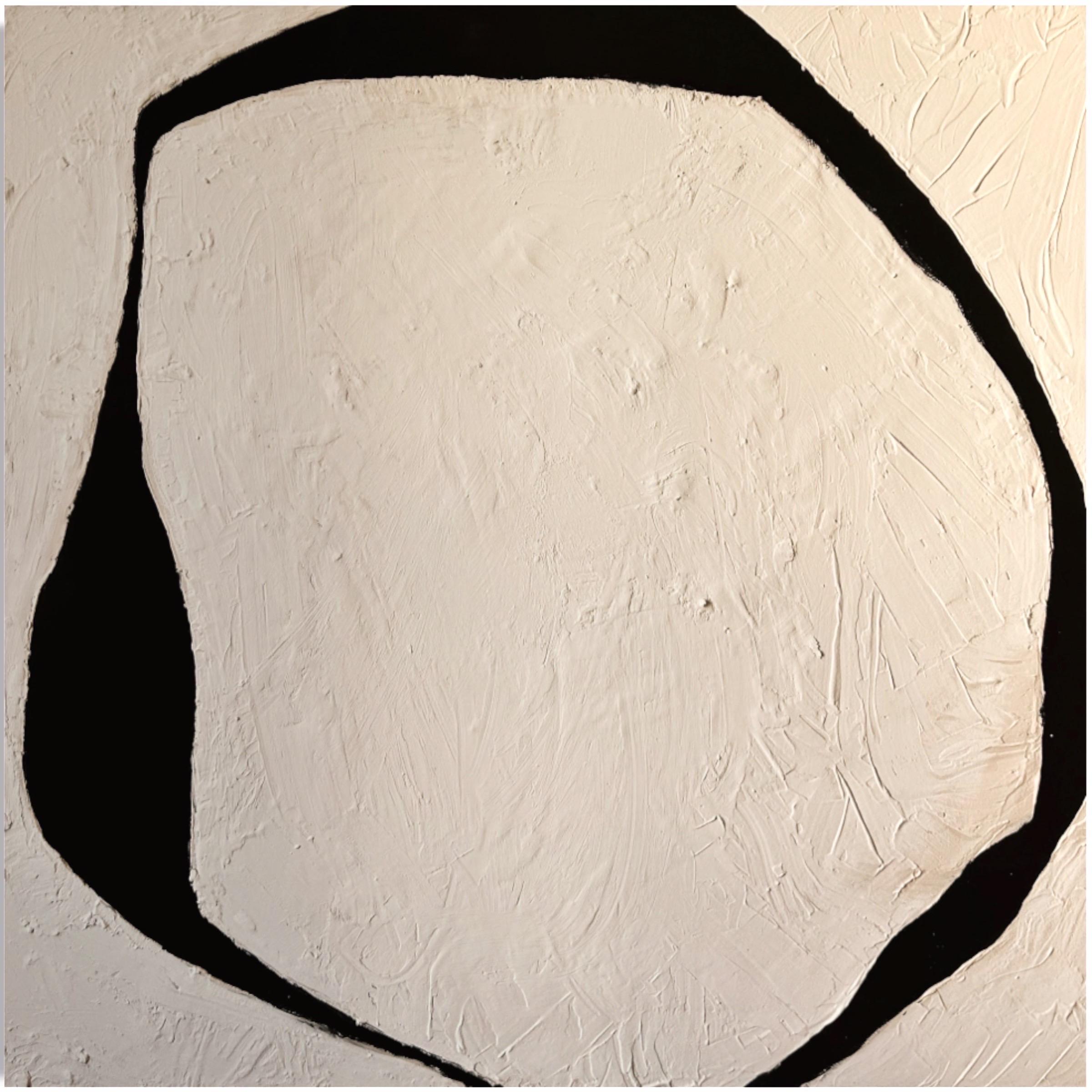 Barcelona, June 20, 1989.

 From an early age, drawing and painting were relevant in the development of the artist, since during much of her career she has examined realistic representation from graphite, pencil, charcoal... But her studies, after