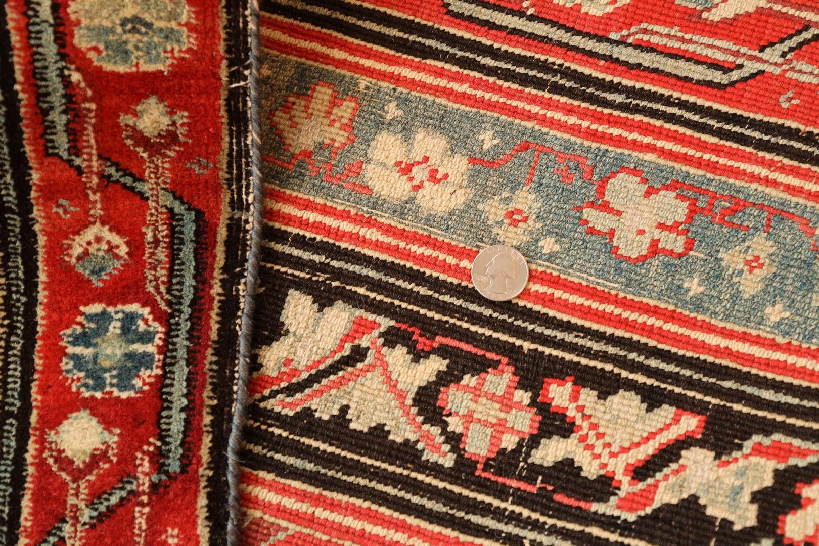 Agra Antique rug, Red Light-Blue - 5'7