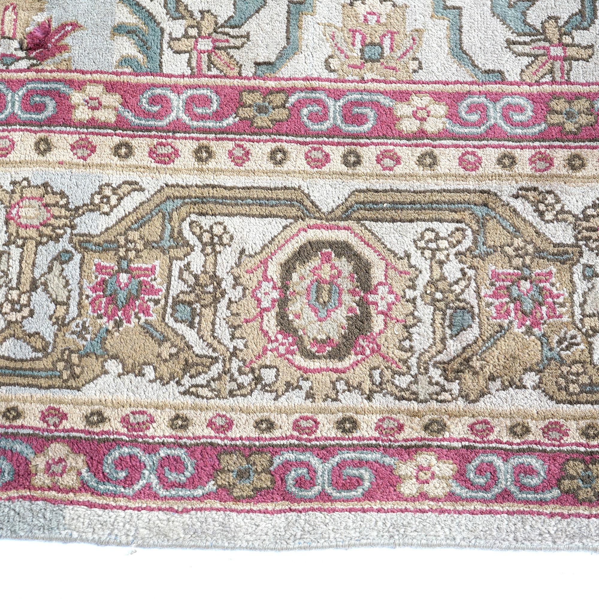 Agra Floral Oriental Wool Carpet 20th C 4