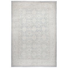 Tapis Agra Patina noué à la main dans des couleurs bleu-gris clair