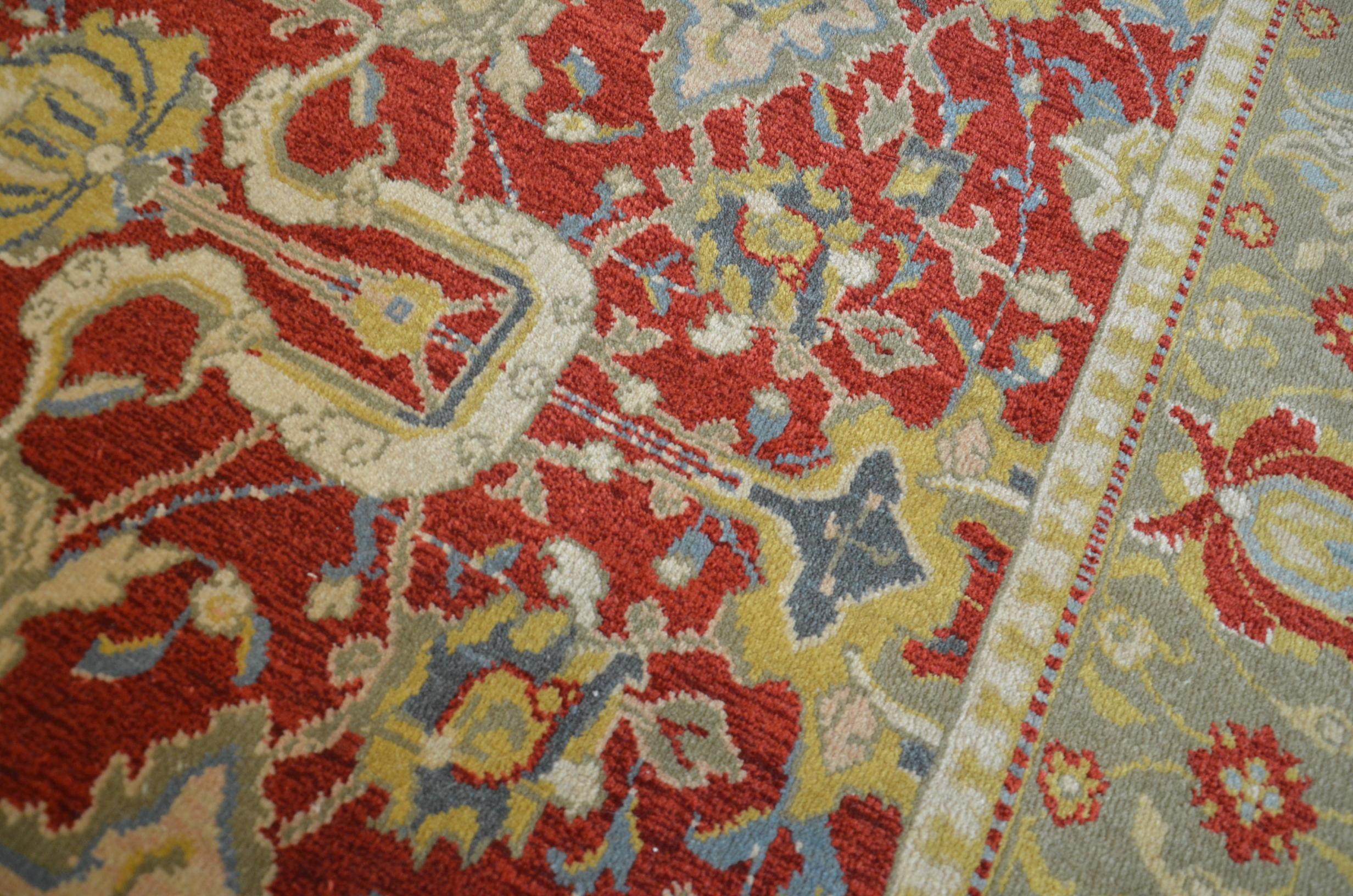 Agra India Rug. 3.20 x 2.30 m For Sale 1
