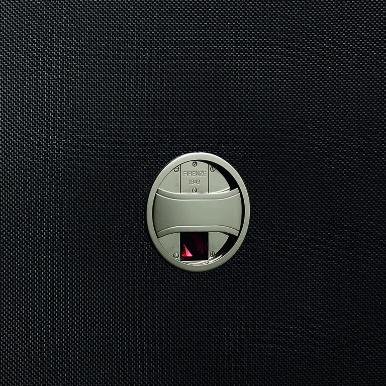 Agresti Wappenschmuck Safe Poliertes Kohlenstofffaser Front und 3 Uhrenaufhänger (21. Jahrhundert und zeitgenössisch) im Angebot