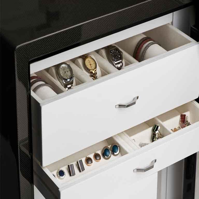 Carbon Dream Jewel Chest aus poliertem Kohlenstofffaser auf 4 Seiten im Zustand „Neu“ im Angebot in New York, NY