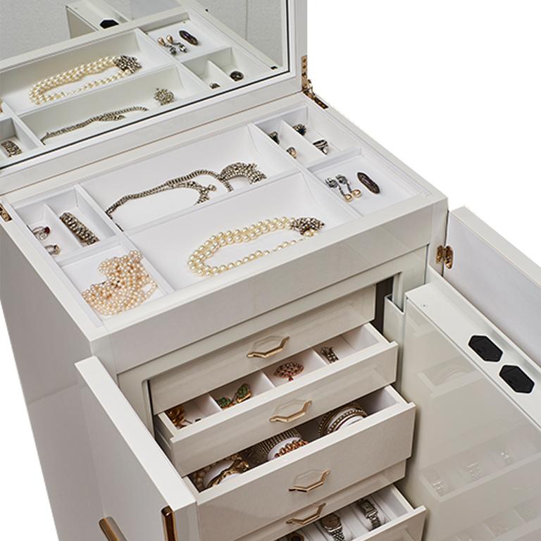 Armoire à bijoux blindée contemporaine en érable blanc Gioia Artico Agresti Neuf - En vente à New York, NY