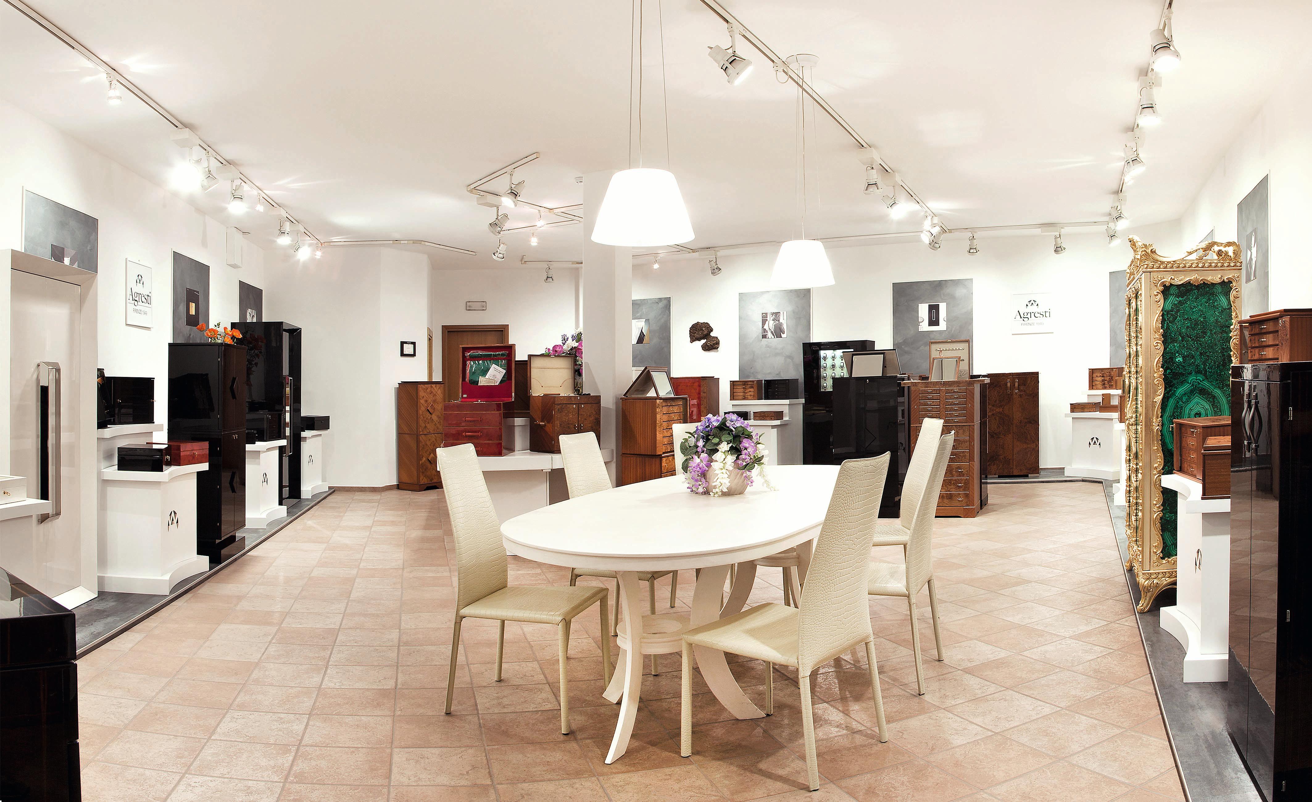 XXIe siècle et contemporain Nero Forziere Coffre-fort contemporain en bois poli noir en vente