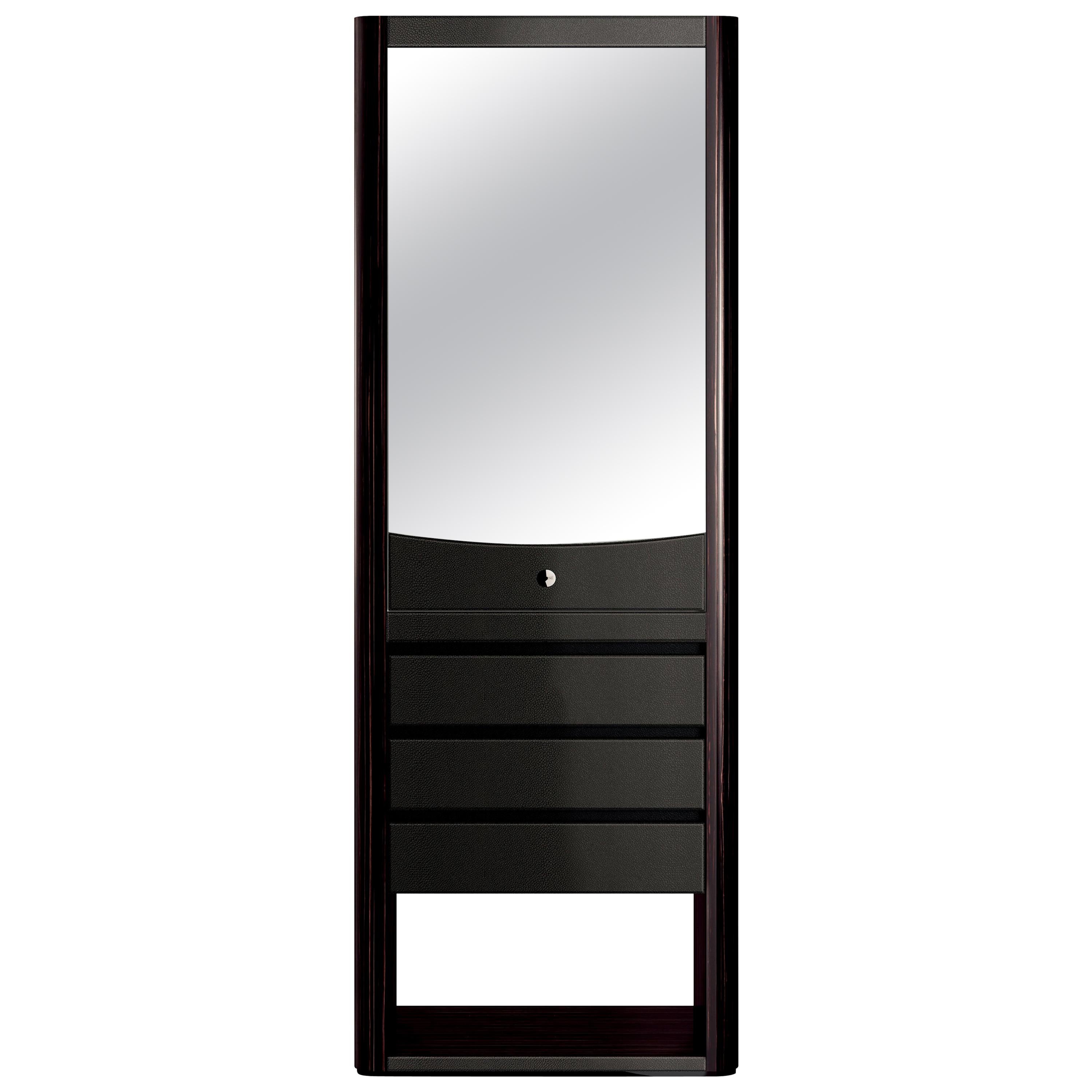 En vente : Black (Ebony) Armoire Smart Identity Agresti avec 6 remontoirs de montres