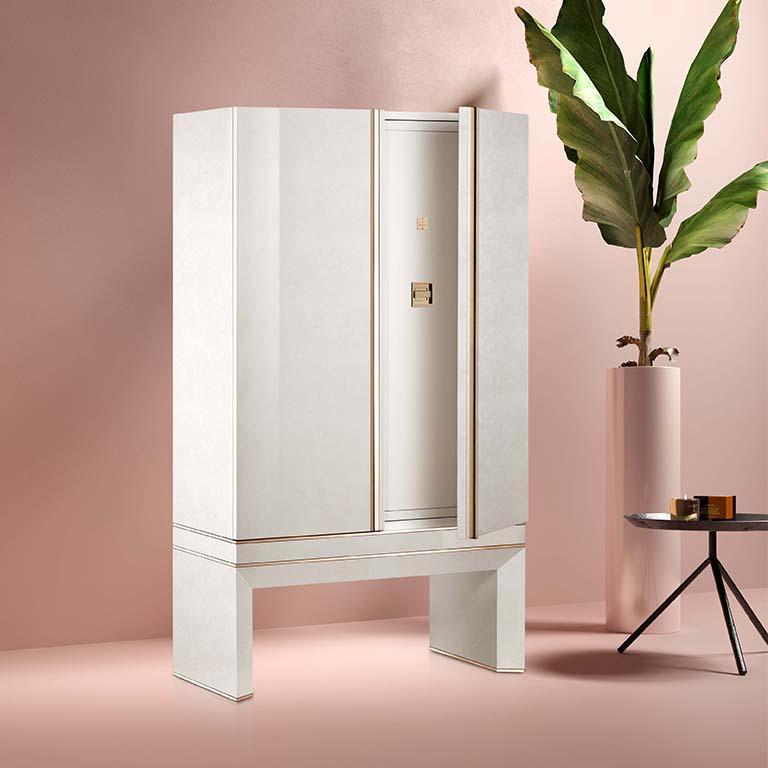 Agresti White Lei Lui Armoire in Birdseye Maple  In New Condition For Sale In New York, NY