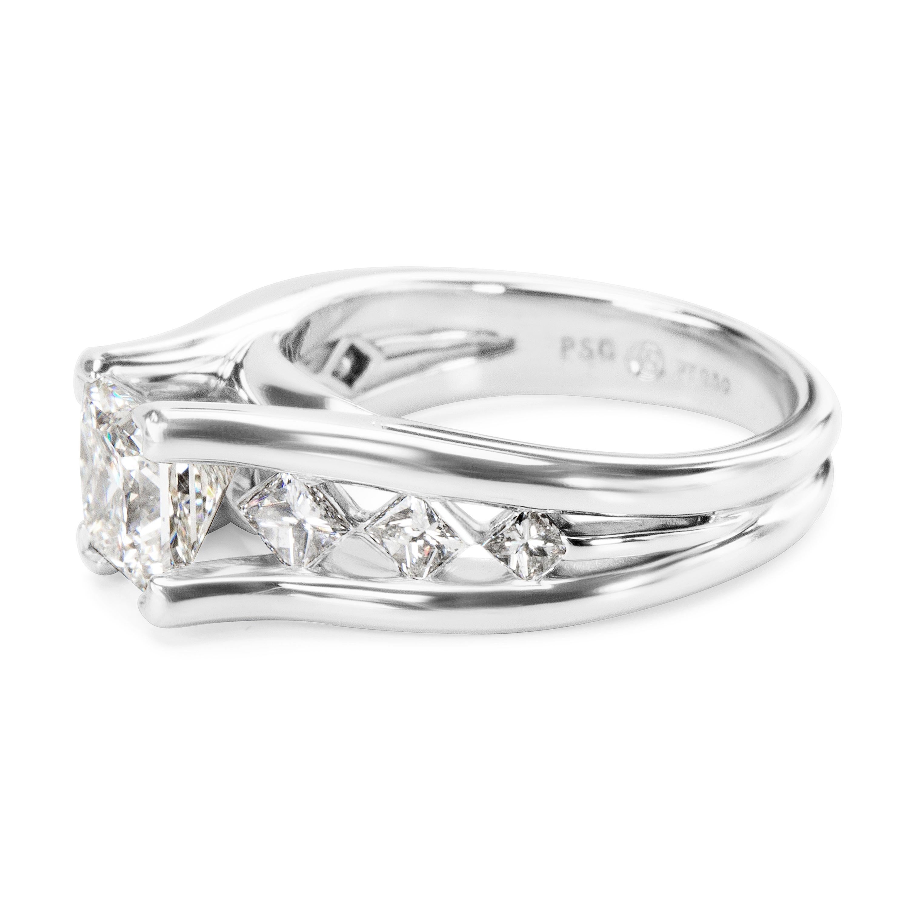 AGS Certified Princess Diamond Engagement Ring in Platinum G Vs2, 2.37 Carat In New Condition In New York, NY