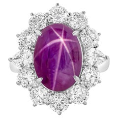 Anillo de cóctel con halo de rubí birmano en estrella cabujón natural de 11,03 quilates en platino