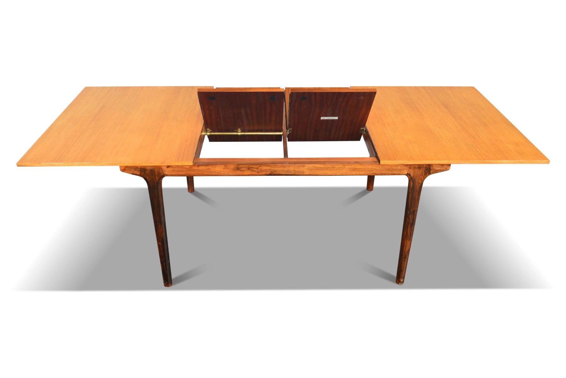 A.H. Mcintosh Double Butterfly Leaf Dining Table in Teak In Excellent Condition In Berkeley, CA