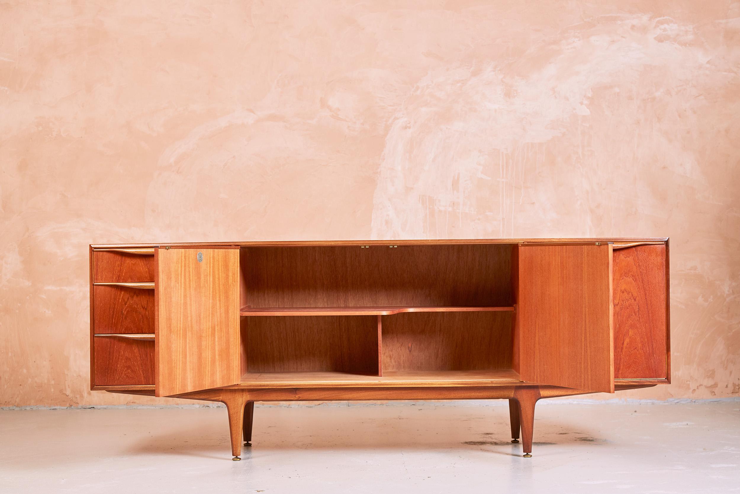 A.H. McIntosh Sideboard Credenza in Teak by Tom Robertson, 1960s In Good Condition In London, GB