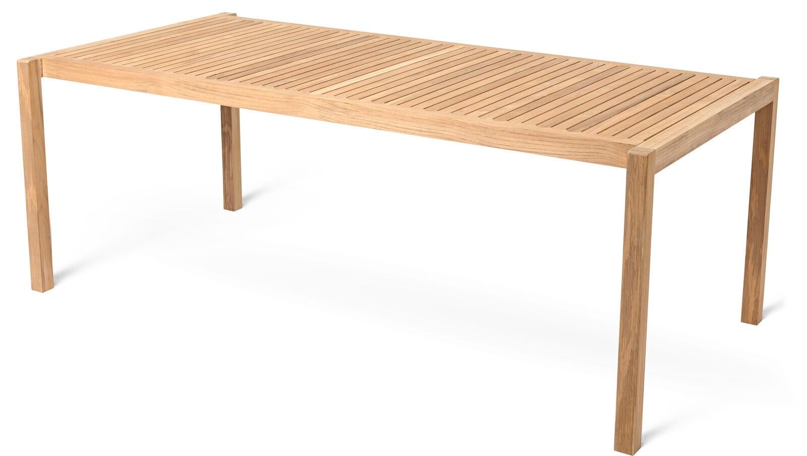 The AH901 Outdoor Dining table was designed by Alfred Homann in 2022 as part of the AH Outdoor series, characterized by strict lines elegantly united with soft, rounded details. Like the rest of the series, the table is made of FSC-certified teak, a