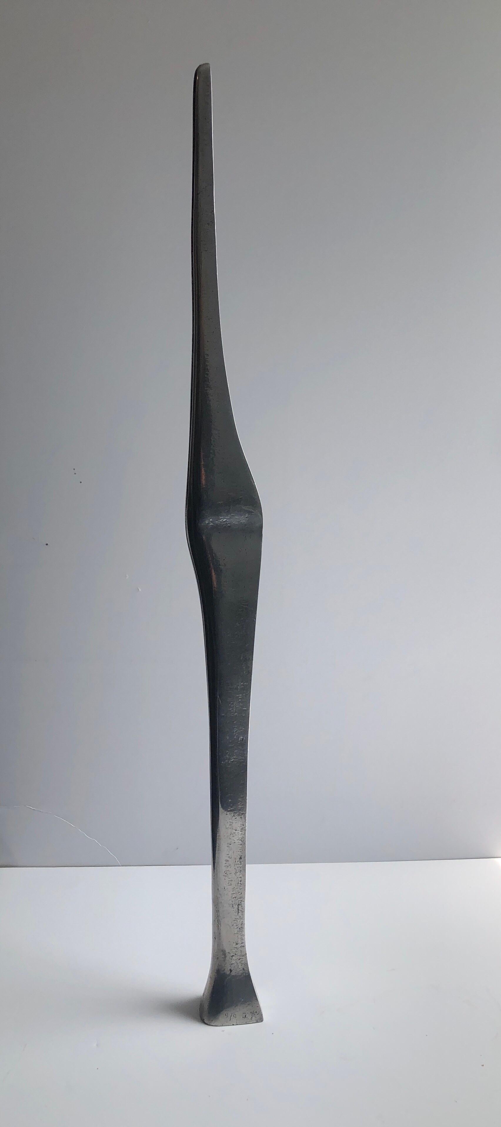 Israelische modernistische Skulptur von Aharon Bezalel, 2 Teile, minimalistisch, Aluminium oder Stahl  1