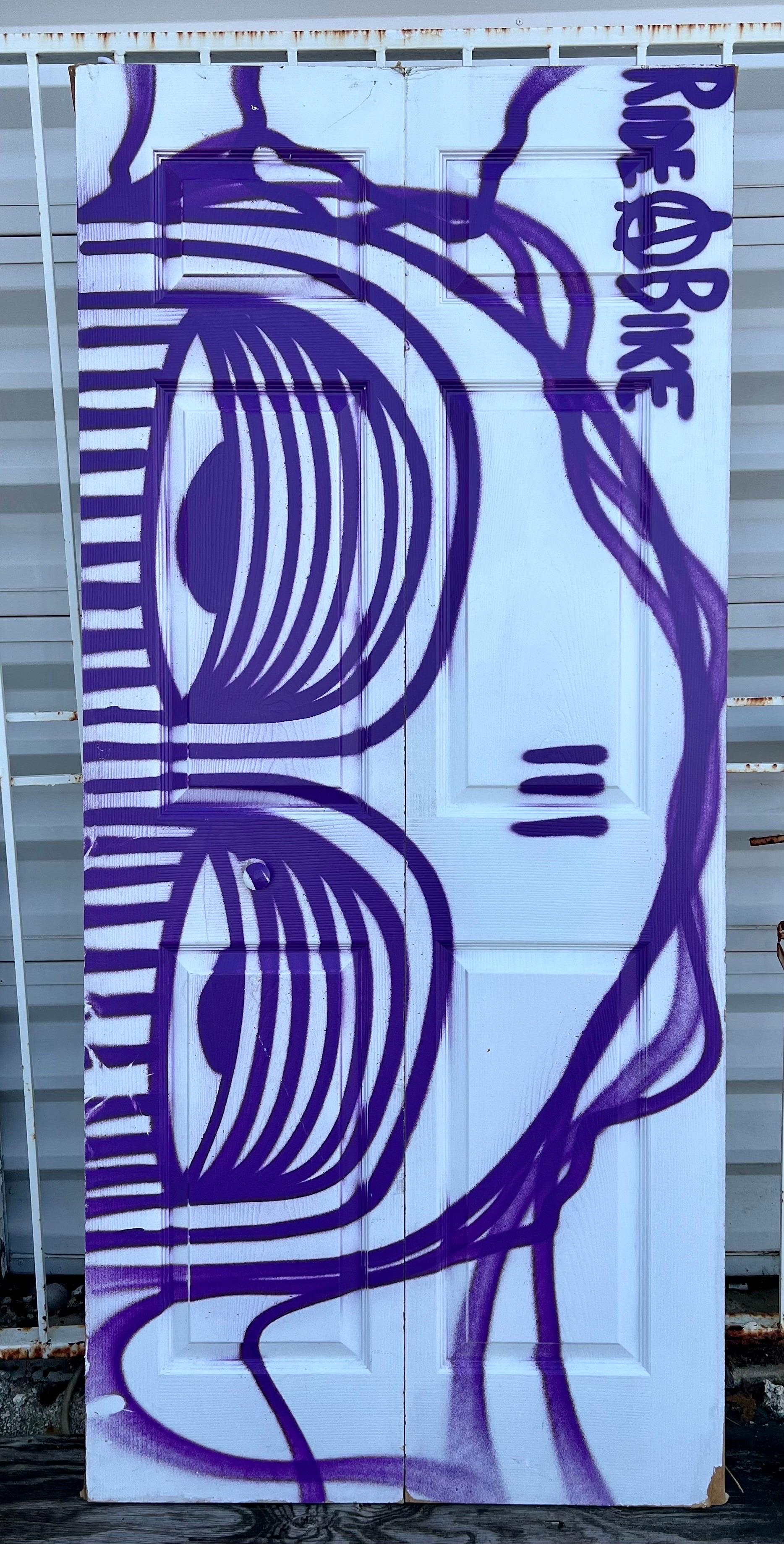 Leyenda del graffiti de Miami Ahol Sniffs Glue Gran pintura en aerosol sobre puertas Escultura en venta 7