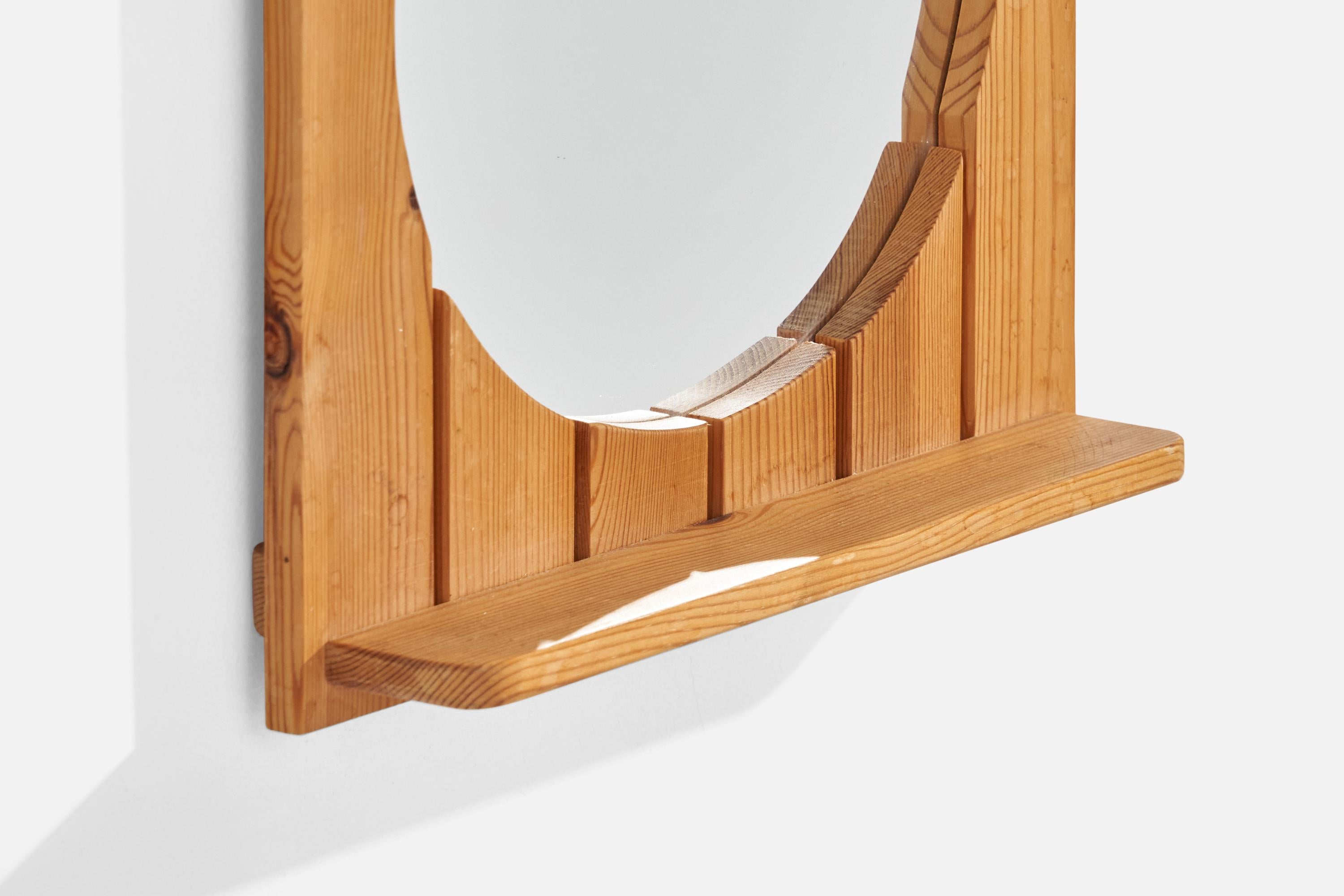Miroir mural Ahrnbergs, pin massif, verre de miroir, Suède, 1970 en vente 1