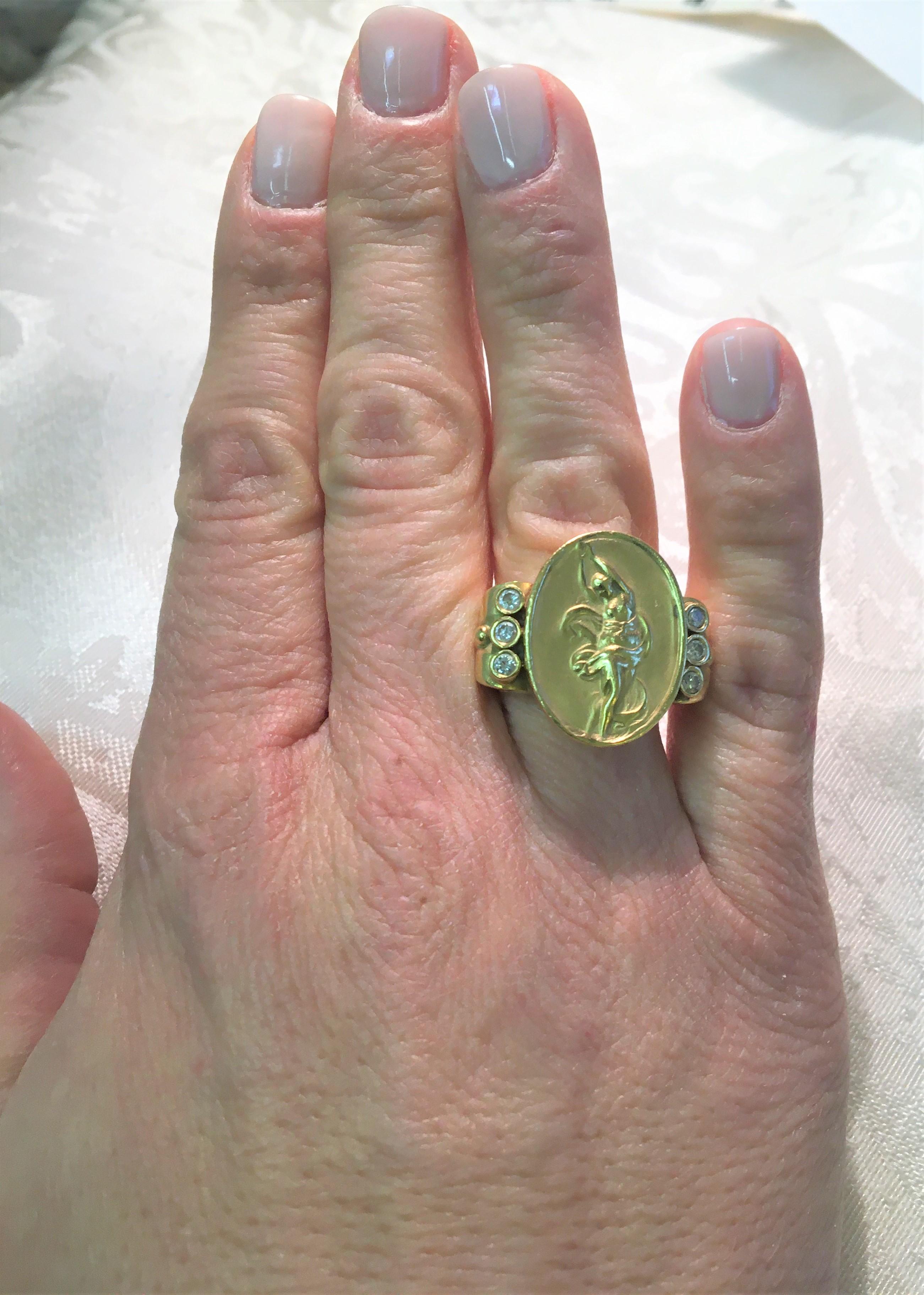 Women's or Men's Athena 18 Karat Yellow Gold, Diamond Ring