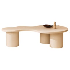 Table basse en microciment Ahumado par Marlot Baus