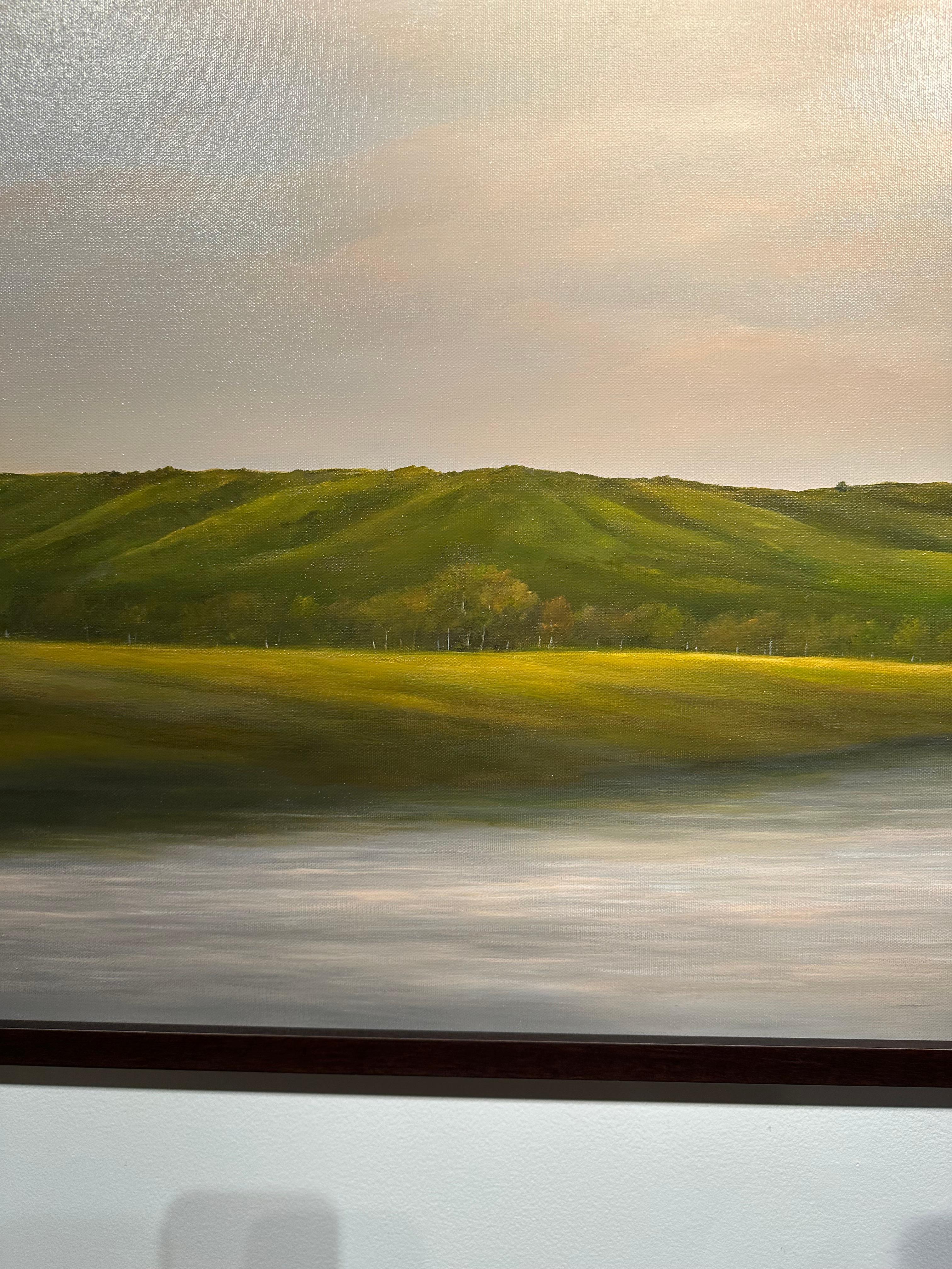 Hille e fiume - Cielo nuvoloso sul fiume, pittura ad olio originale - Landscape Painting Grigio di Ahzad Bogosian