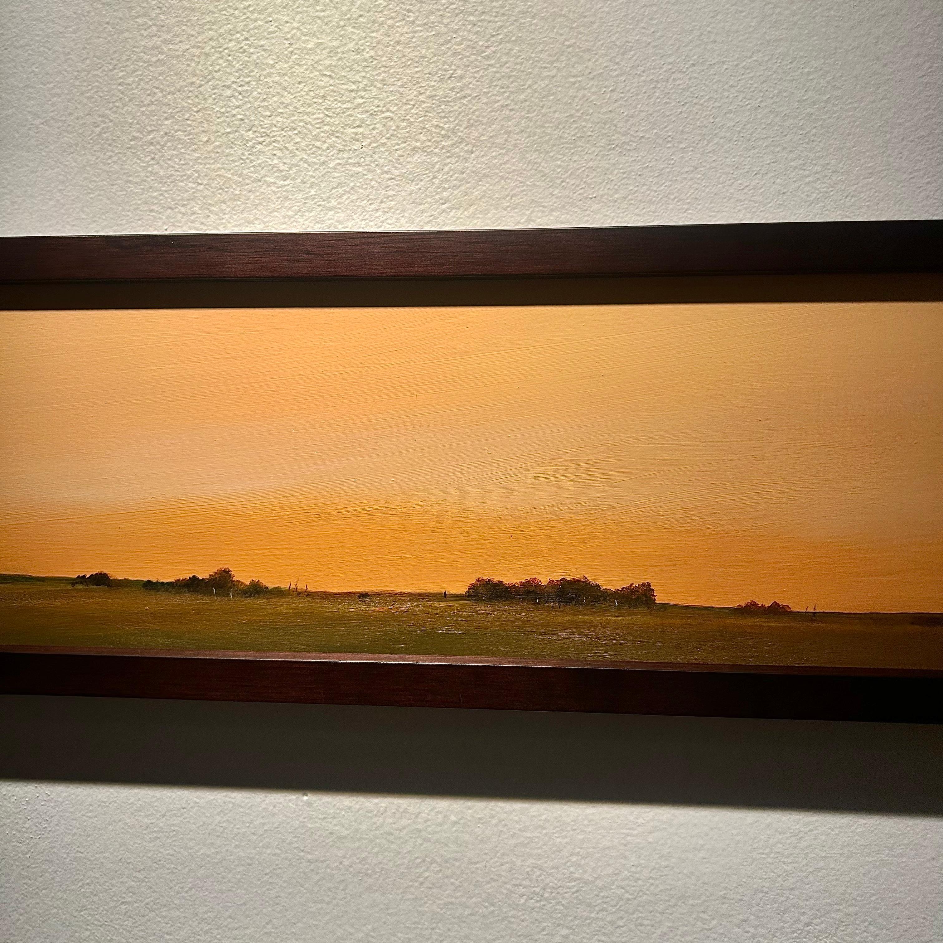 Tardo pomeriggio a nord di Chatham - Pittura ad olio originale di lungo formato incorniciata - Painting di Ahzad Bogosian