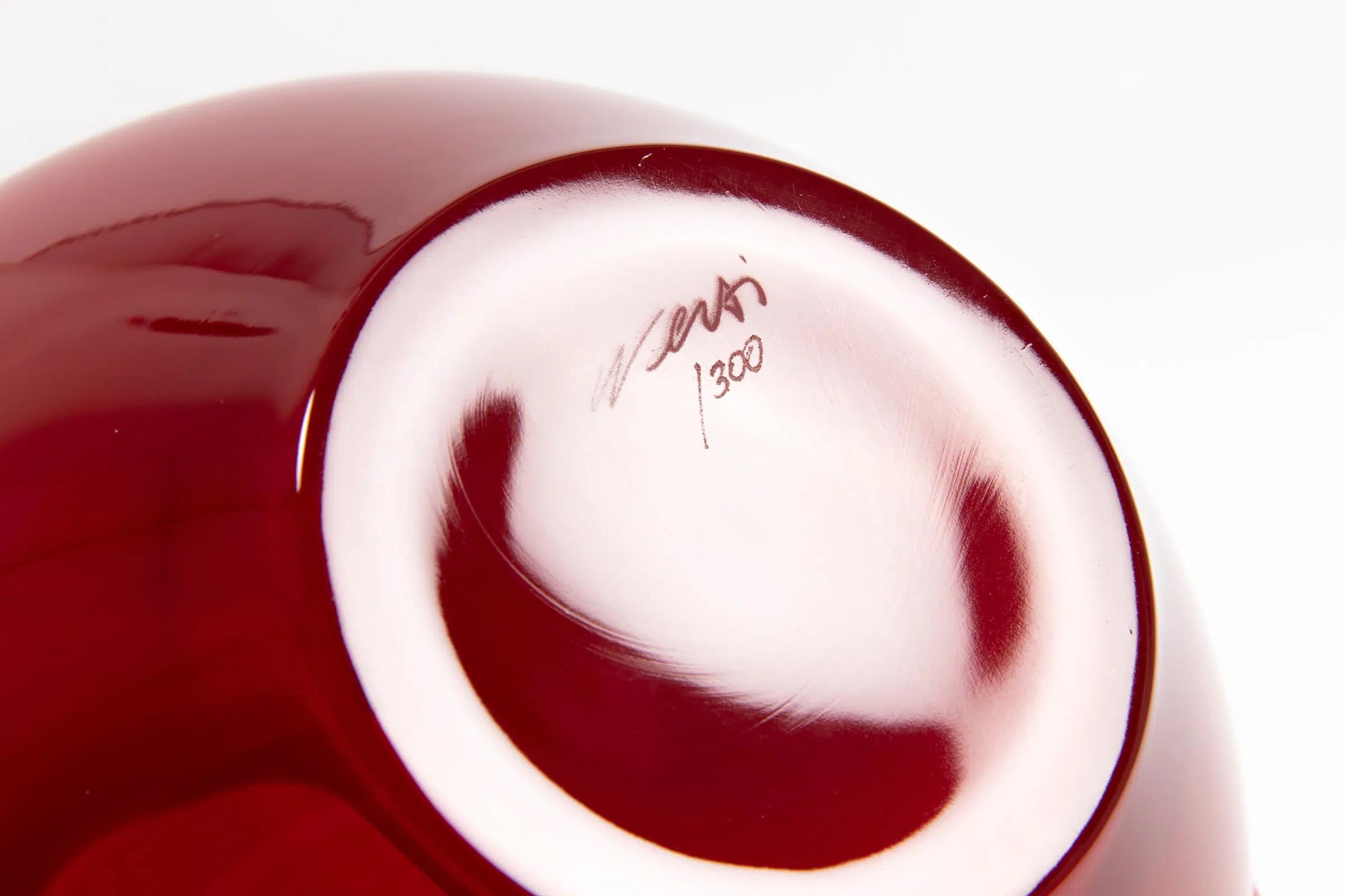 AI WEIWEI - Coca-Cola Glass Vase. Limited edition modern glass sculpture - Blanc Figurative Sculpture par Ai Weiwei