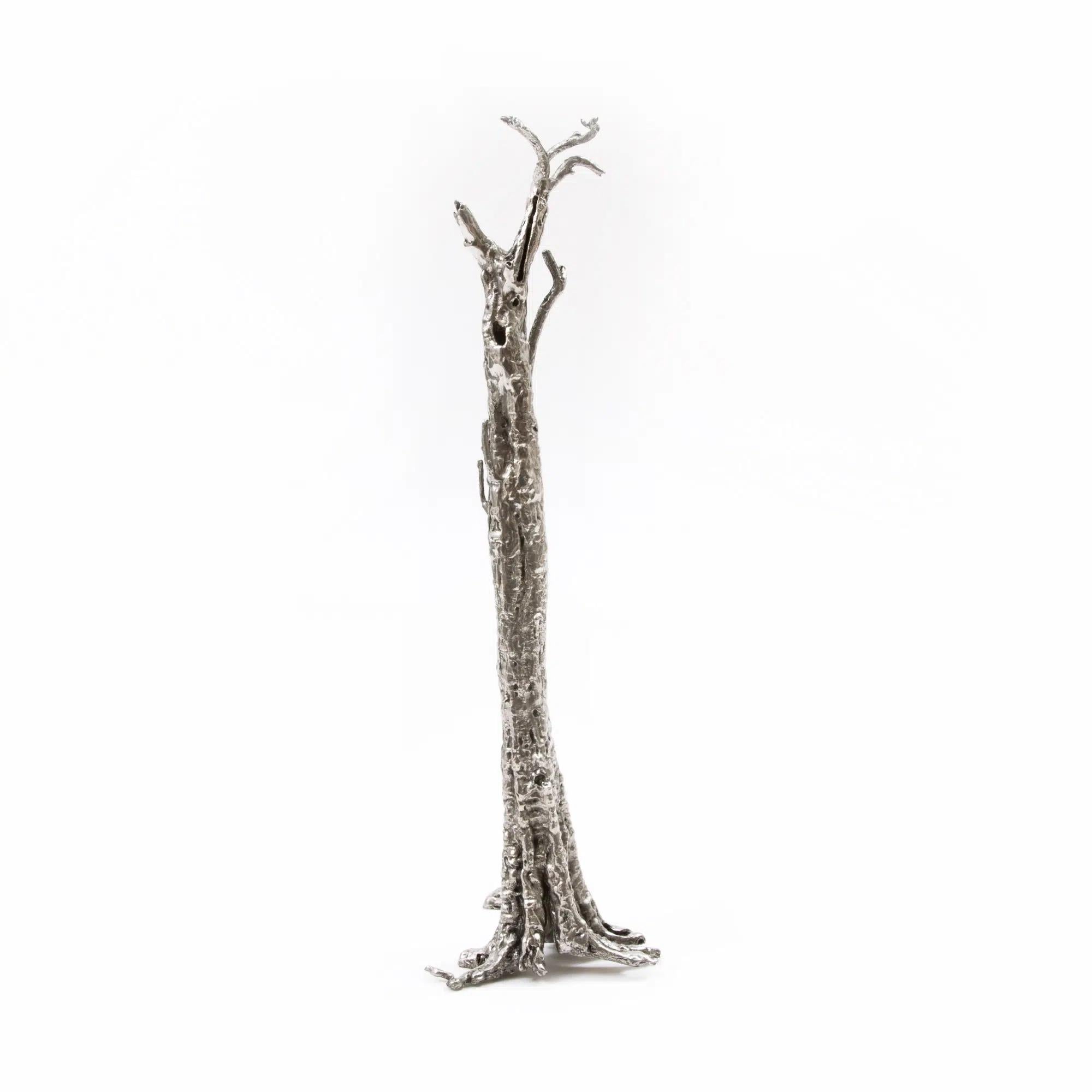 AI WEIWEI - ÁRBOL PEQUI. Escultura de edición limitada, Contemporáneo, Diseño moderno - Figurative Sculpture Gris de Ai Weiwei