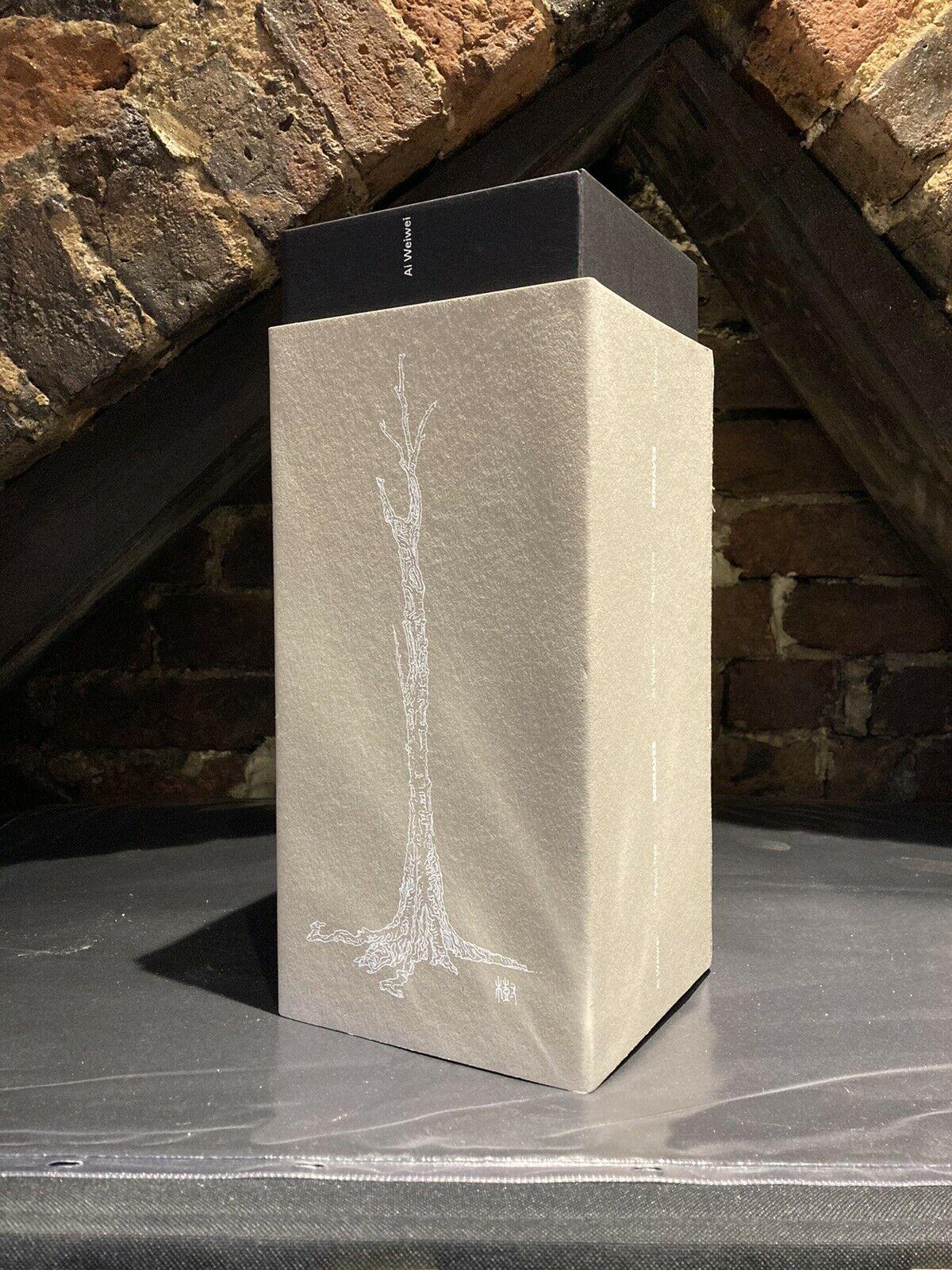 Ai Weiwei Árbol Pequi Escultura en miniatura de hojalata a escala 1/100 Edición de 250 unidades en venta 10