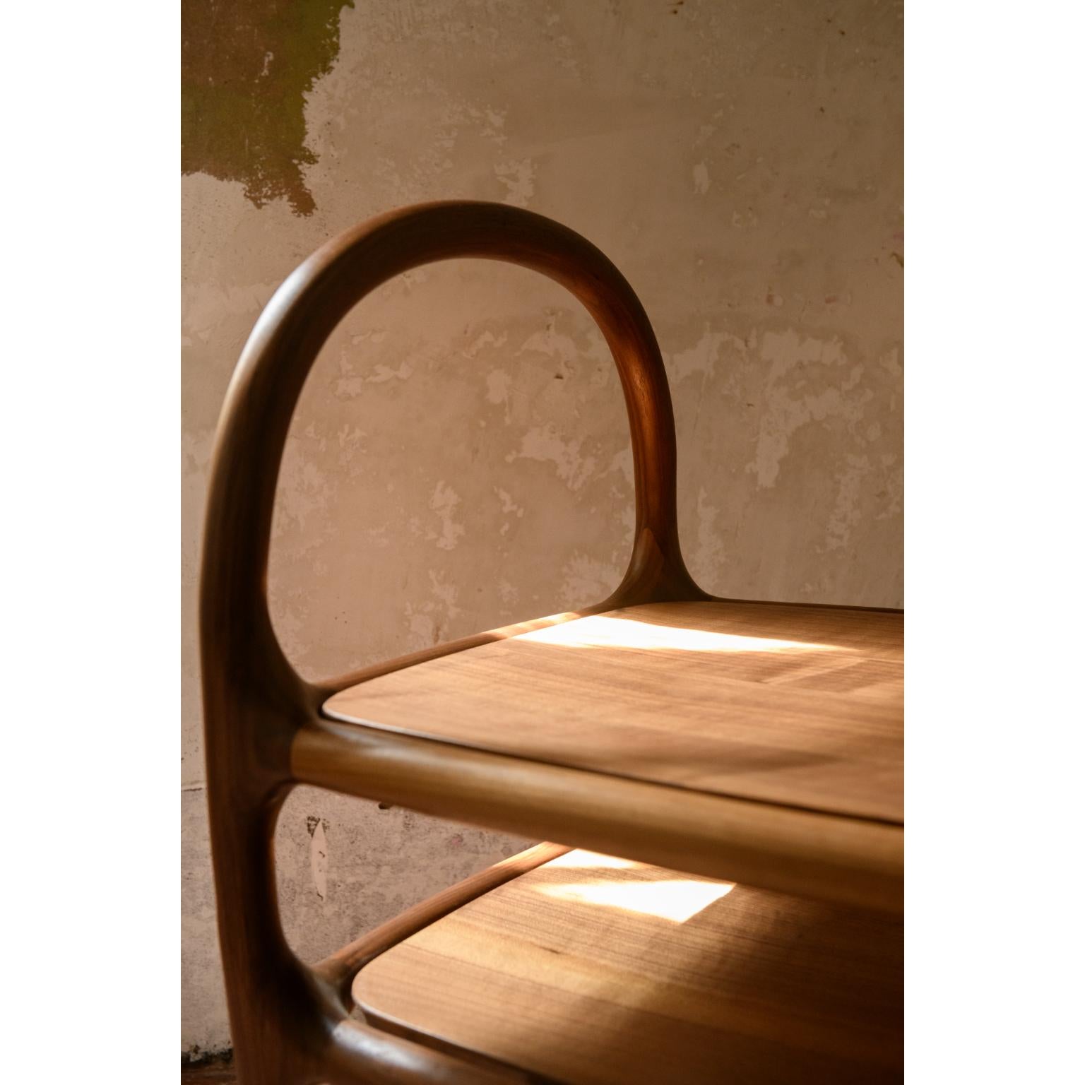 Postmoderne Table basse en noyer Aida par Atelier Blouberg en vente
