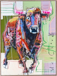 "Más allá de la colina" vaca colorida, brillante y abstraída en un prado verde