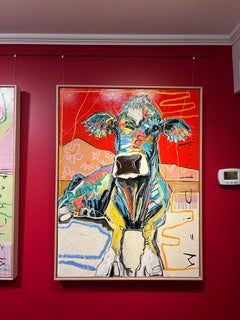 "Sonnenaufgang über dem Feld" bunte, leuchtende, abstrahierte Kuh auf rotem Untergrund