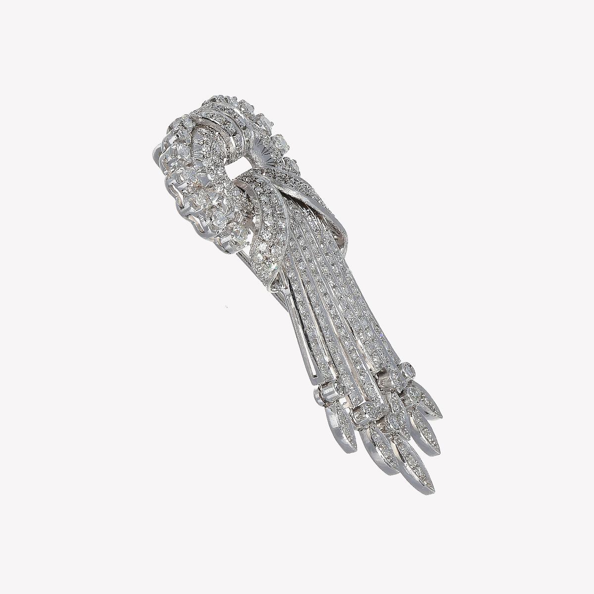 AIG 6,90 ct Weiße Diamanten Schleife Broschen Brillant & Einzelschliff Vintage-Anhänger für Damen oder Herren im Angebot