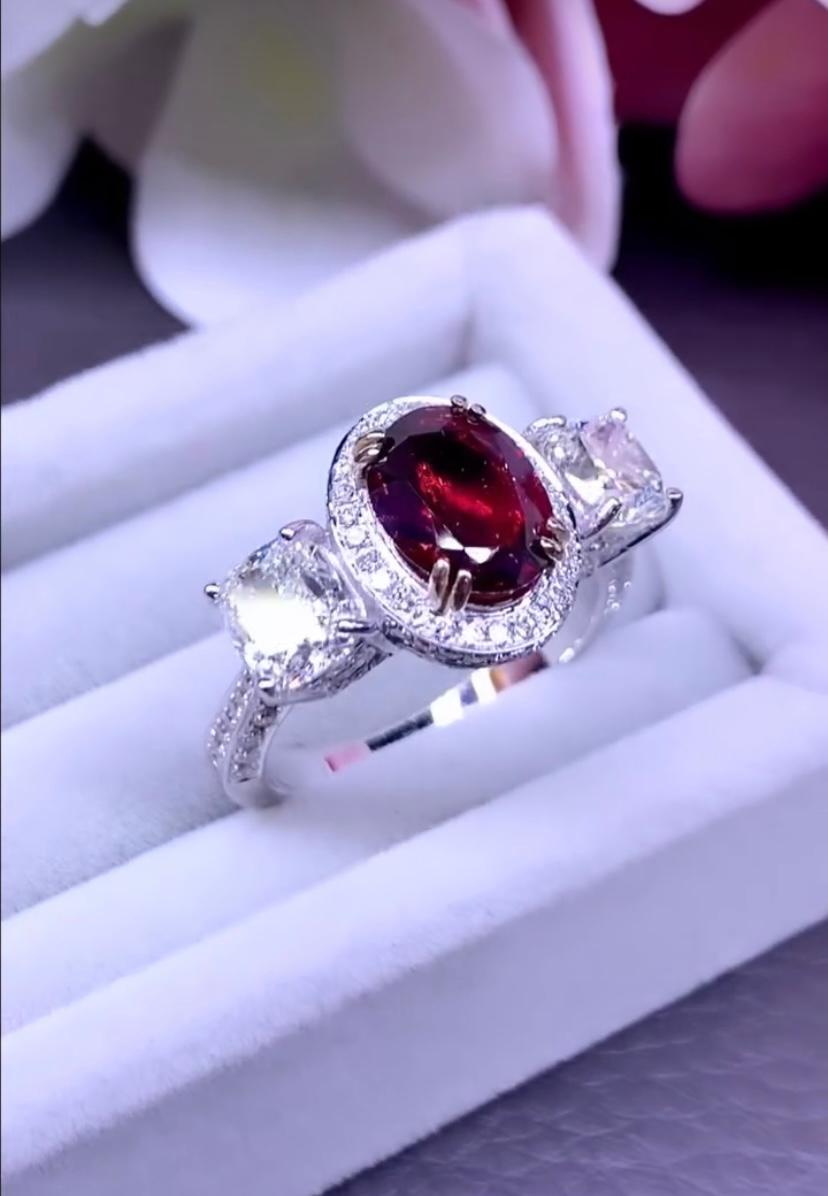 Anillo de diamantes GIA con rubí rojo sangre de paloma de Mozambique sin tratar certificado AIG de 2,00 quilates en venta 4