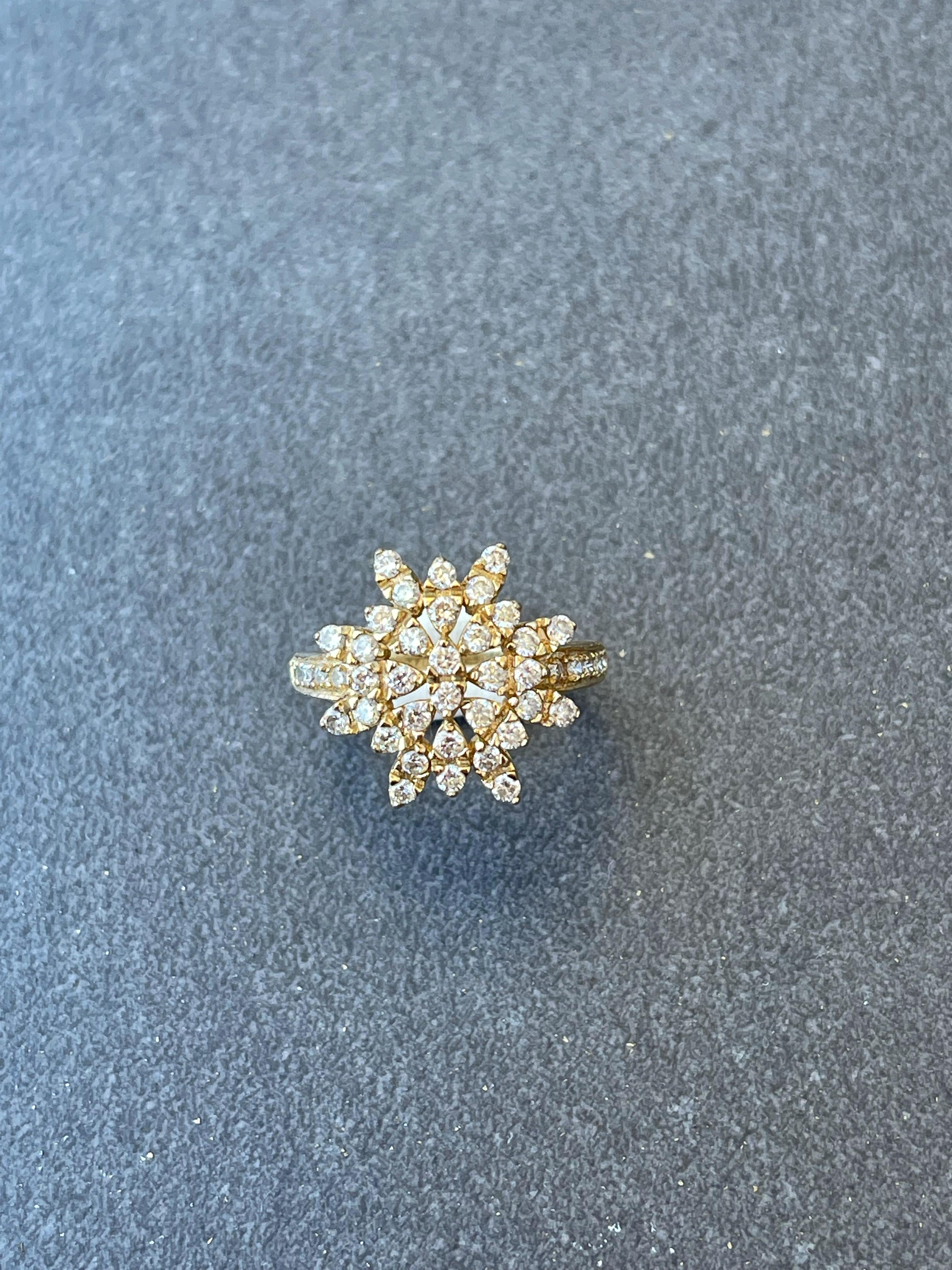 Brilliant Cut AIG Certified Sun Shaped Diamonds Gold Cocktail Engagement Ring  For Sale
