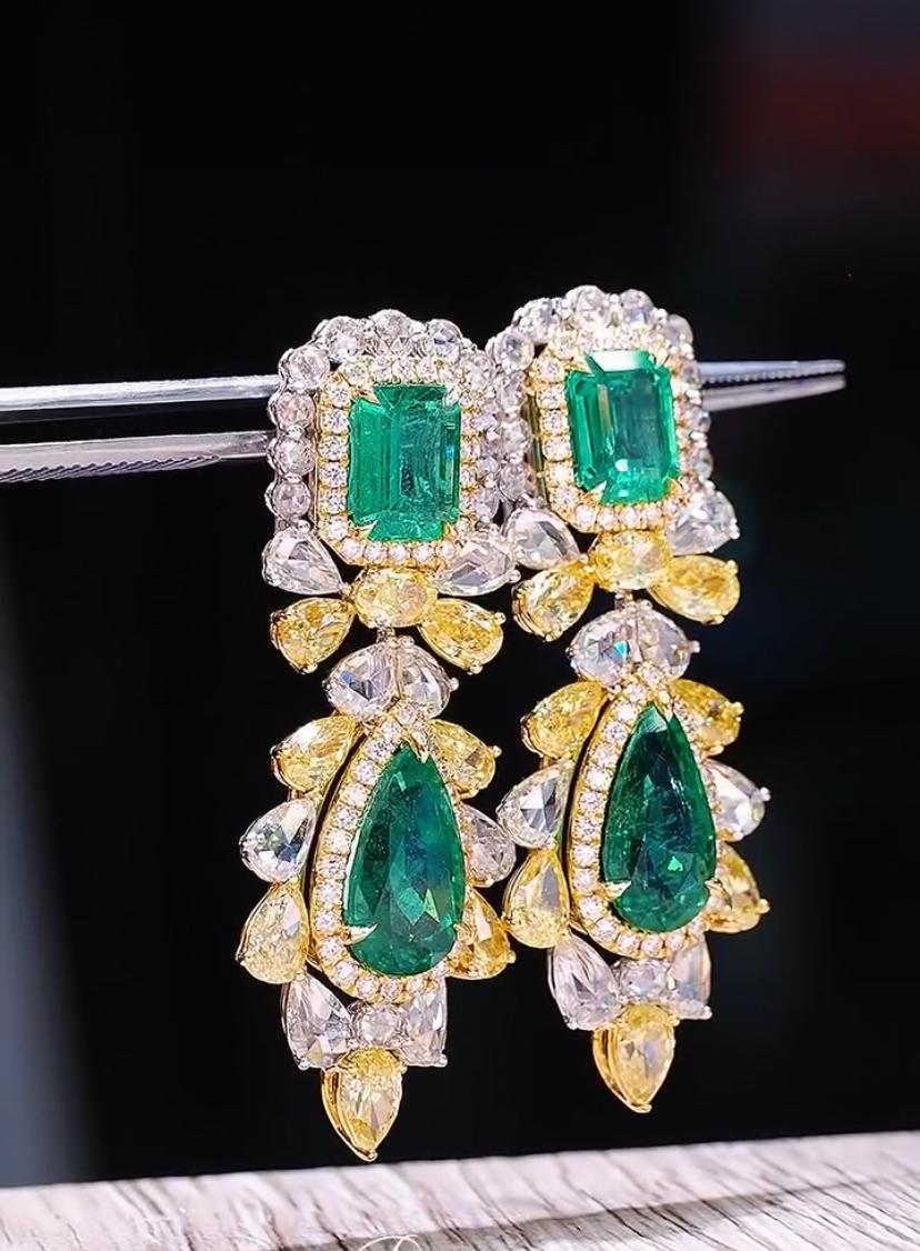 AIG Certified 10.00 Cartas Zambian Emeralds 10.00 Ct Diamonds 18k Gold Earrings (Gemischter Schliff) im Angebot