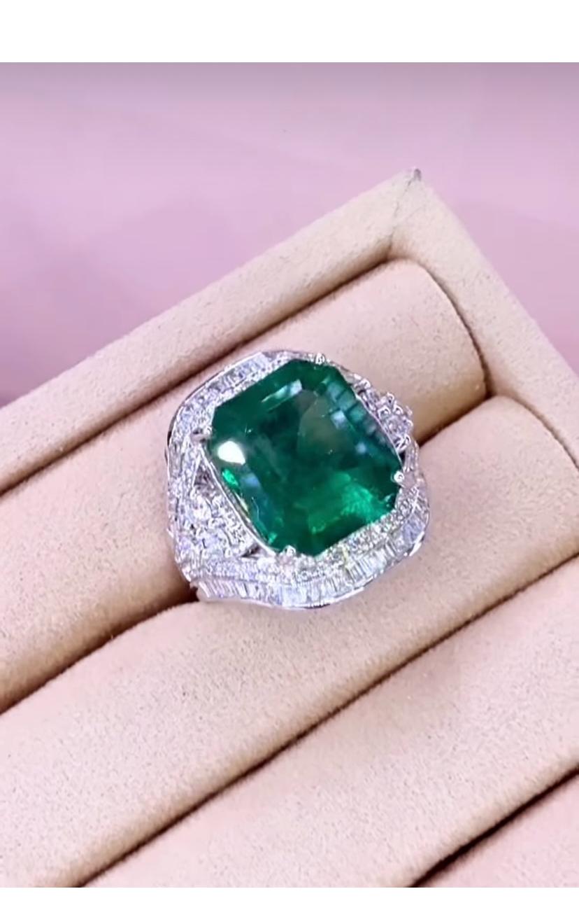 Bague certifiée AIG avec émeraude de Zambie de 11,00 carats et diamants naturels de 2,30 carats en vente 2