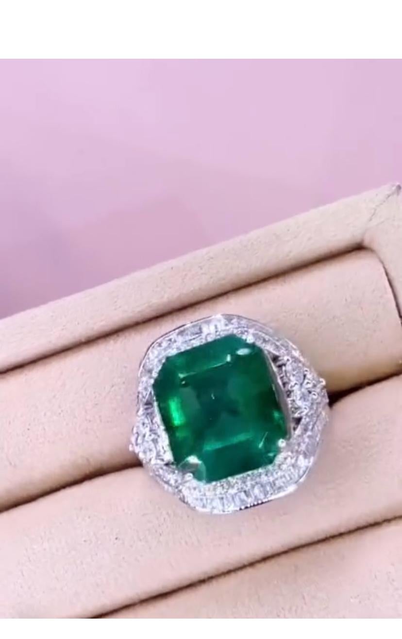 Bague certifiée AIG avec émeraude de Zambie de 11,00 carats et diamants naturels de 2,30 carats en vente 3
